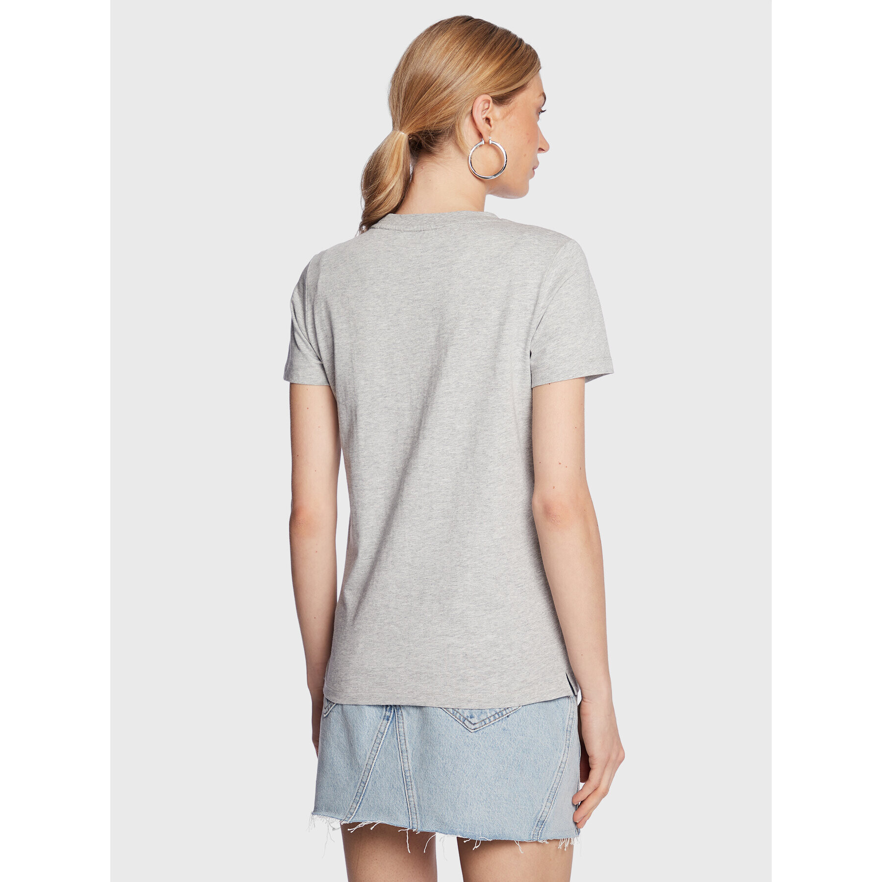 Guess Тишърт Icon W3RI12 I3Z14 Сив Regular Fit - Pepit.bg