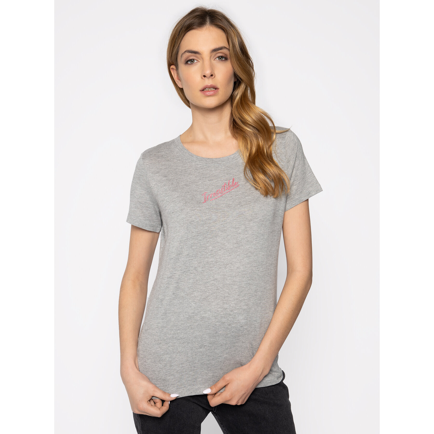 Guess Тишърт Irresistible Tee W0GI20 K46D0 Сив Regular Fit - Pepit.bg
