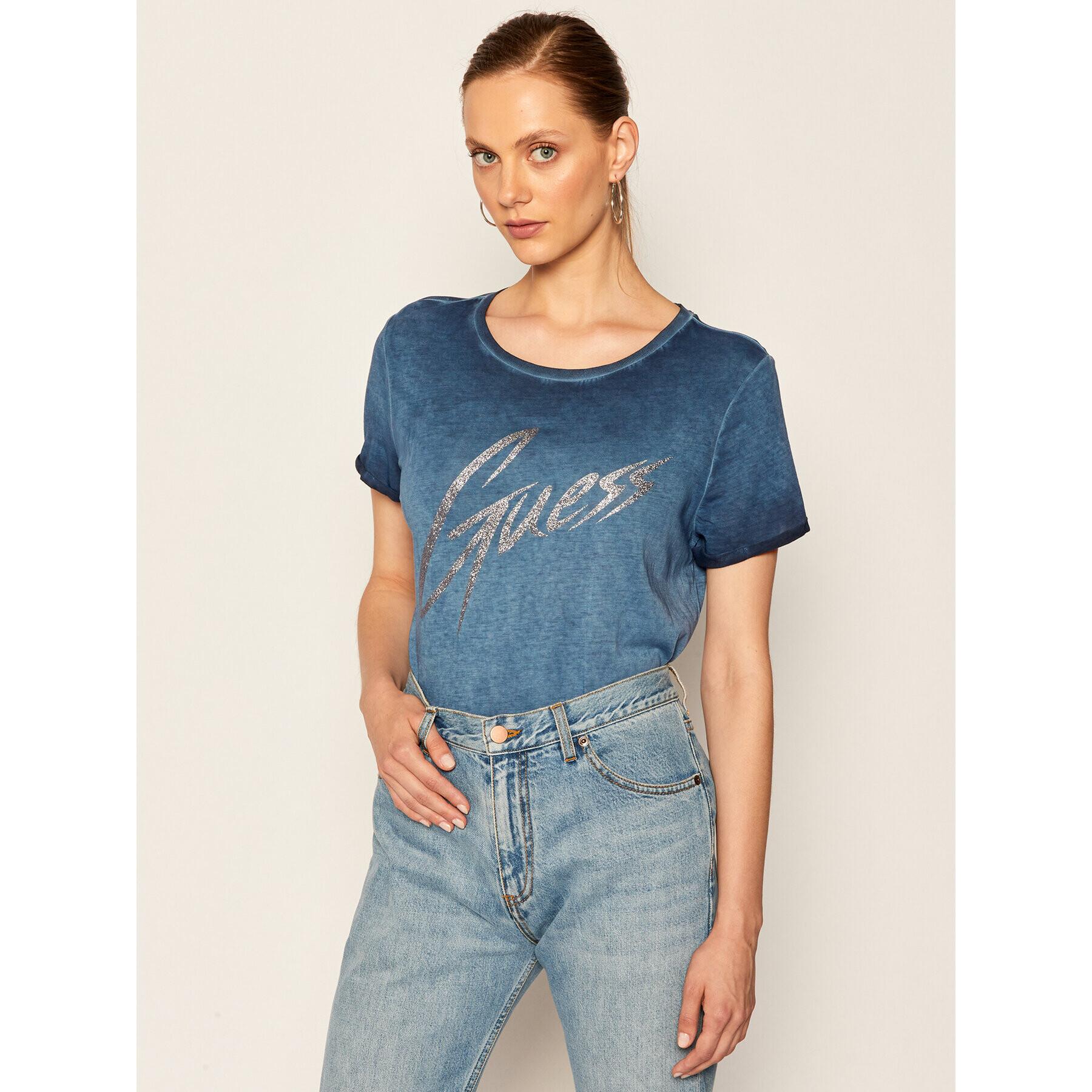 Guess Тишърт Ivonne W0YI24 K46D1 Тъмносин Regular Fit - Pepit.bg