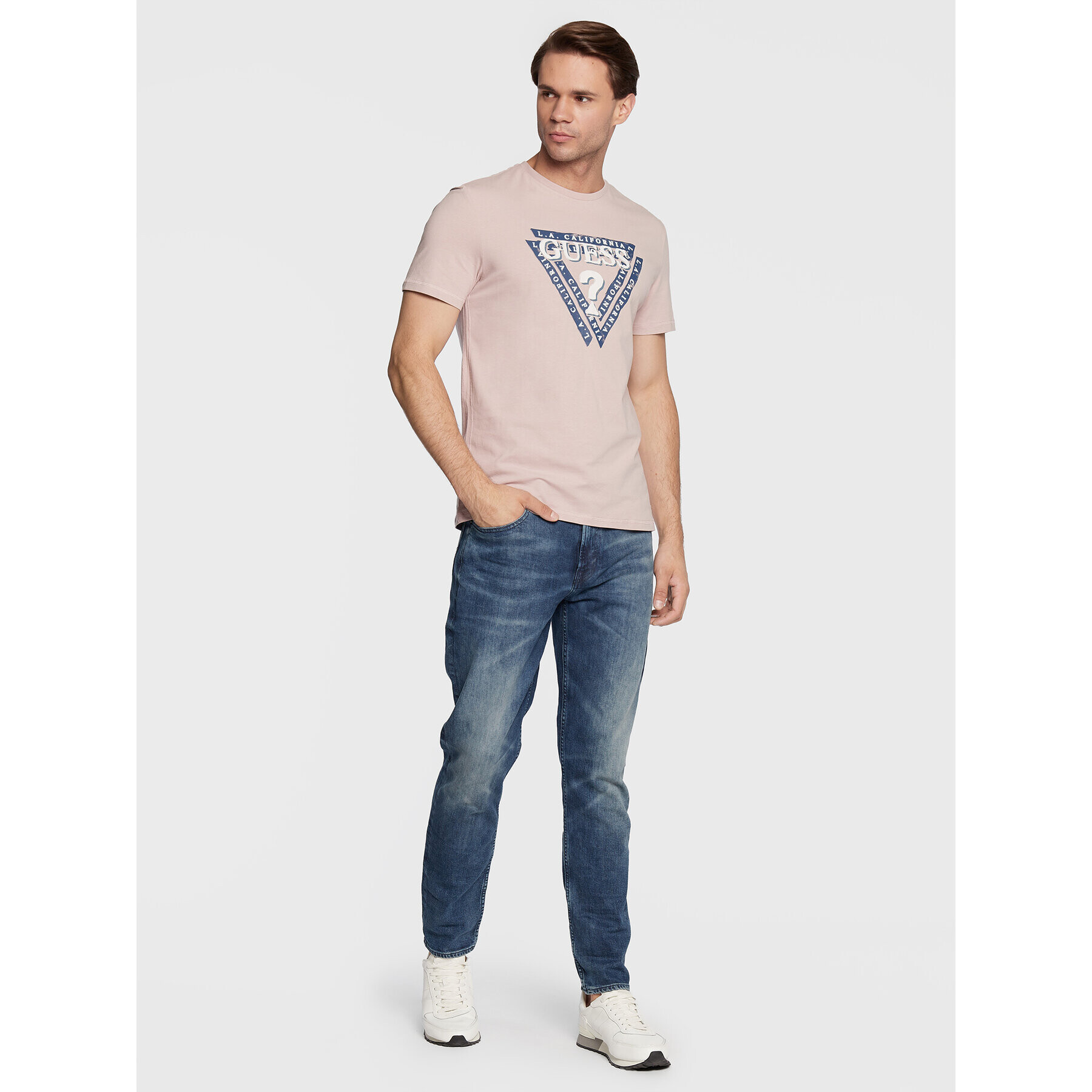 Guess Тишърт Jasin M2BI43 J1314 Розов Slim Fit - Pepit.bg