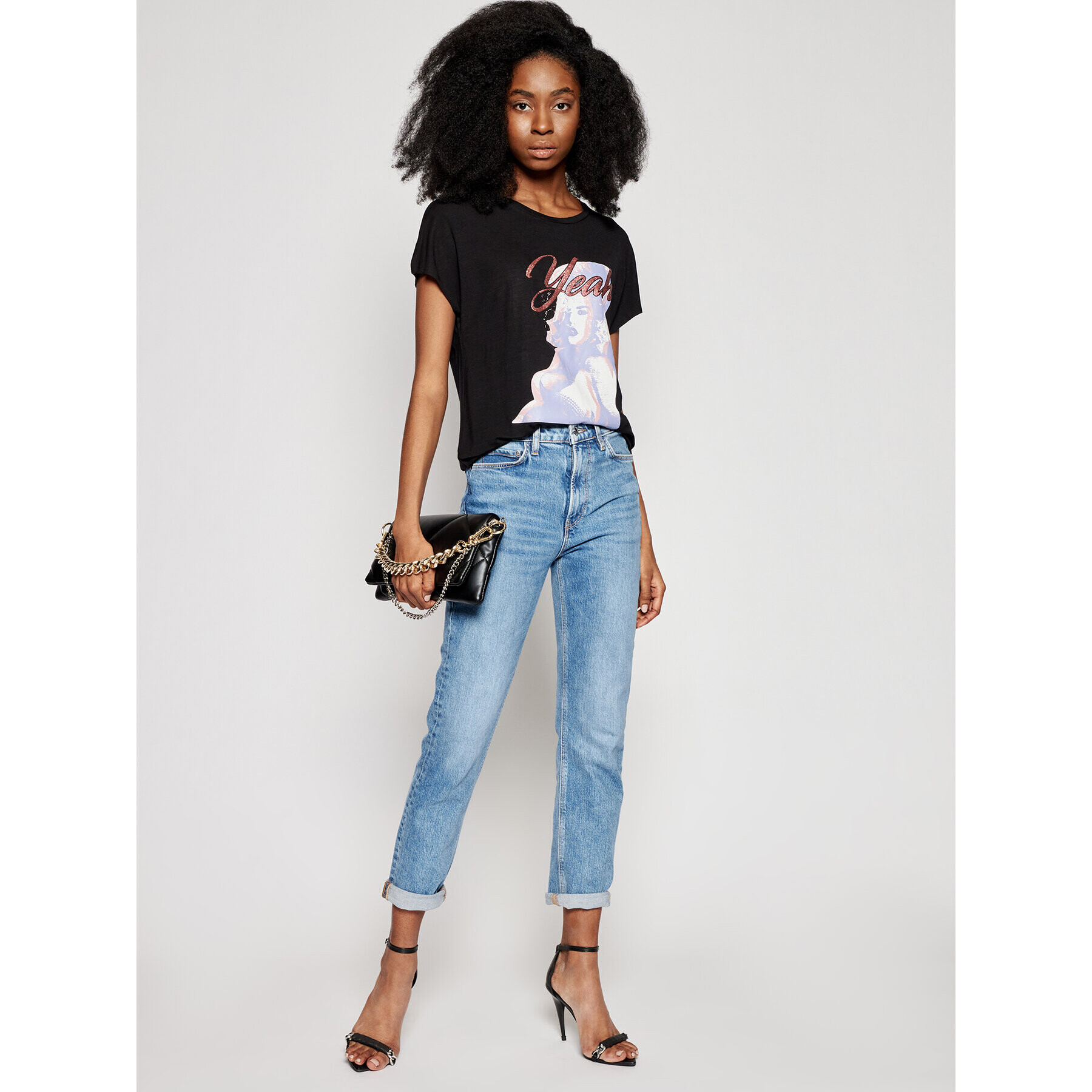 Guess Тишърт Leona W1GI0D K68D2 Черен Regular Fit - Pepit.bg