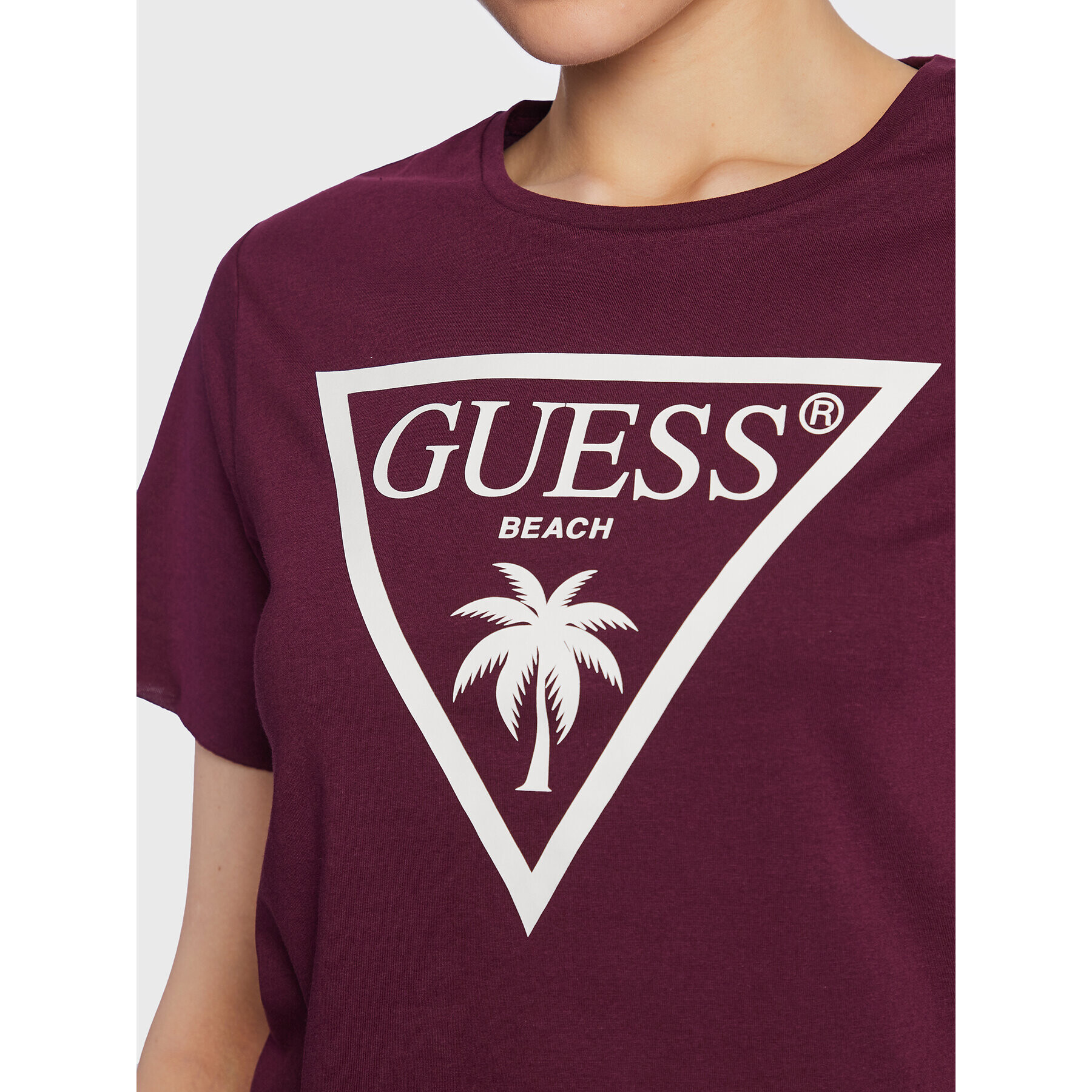 Guess Тишърт Logo E02I01 JA914 Виолетов Boxy Fit - Pepit.bg