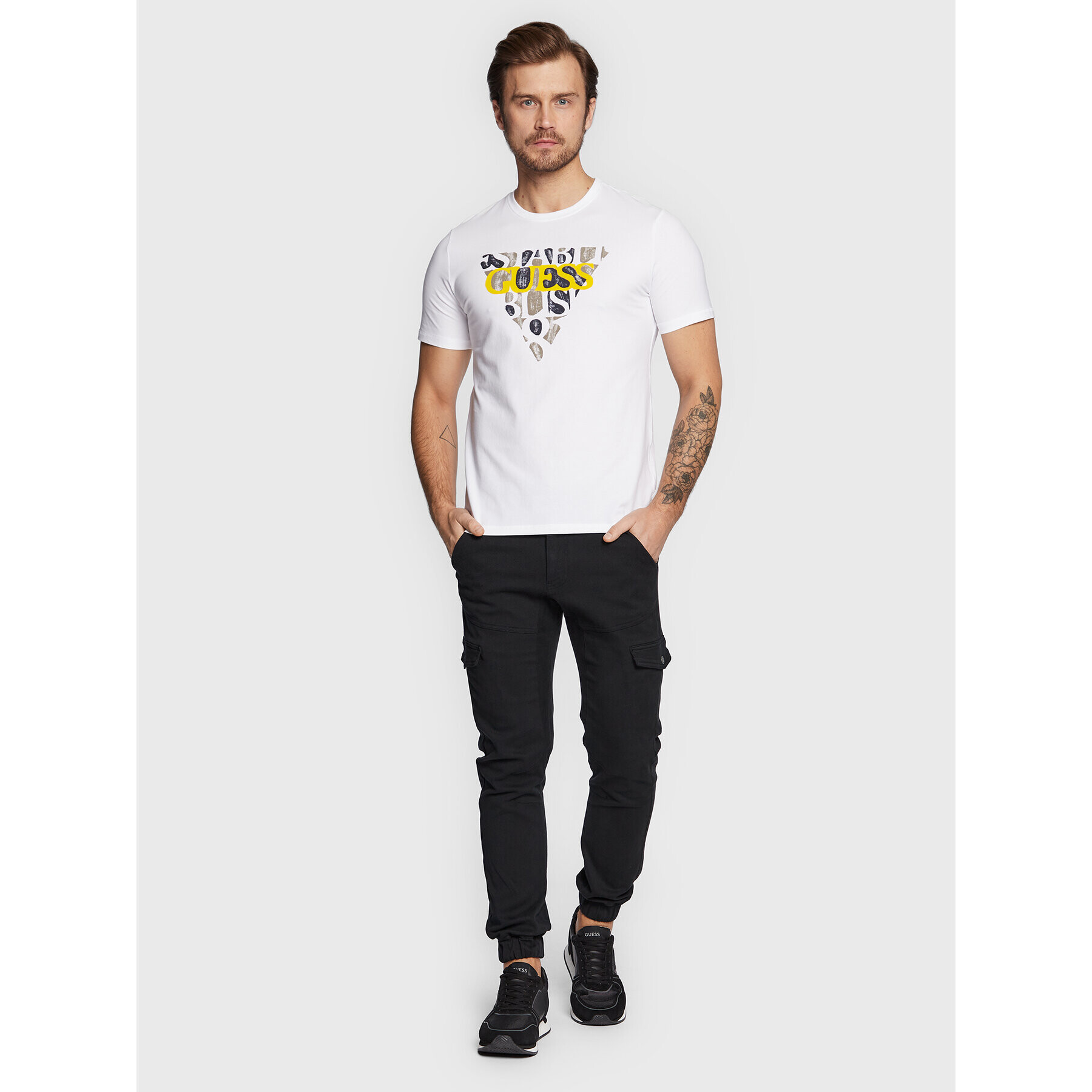 Guess Тишърт M3RI12 J1314 Бял Slim Fit - Pepit.bg