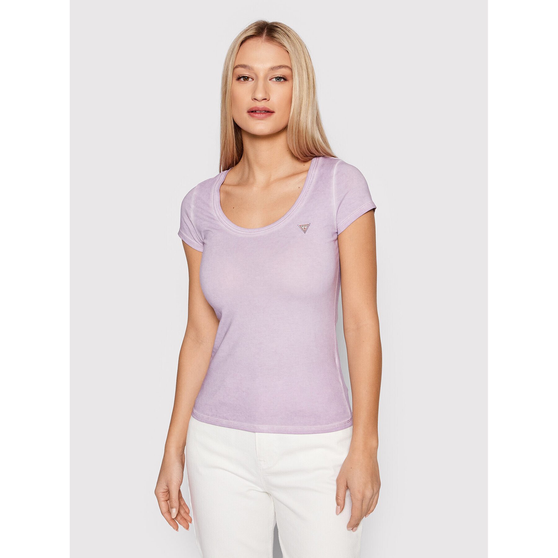 Guess Тишърт Maniche W2GI52 KA0Q1 Виолетов Slim Fit - Pepit.bg