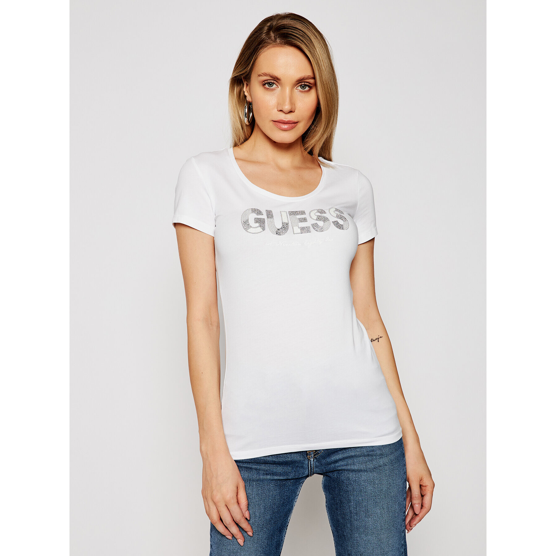 Guess Тишърт Martina Tee W1GI36 J1300 Бял Slim Fit - Pepit.bg
