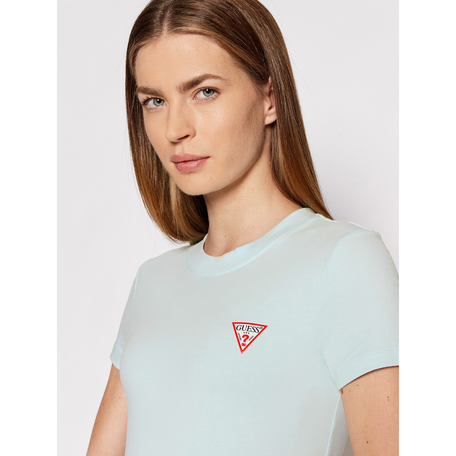 Guess Тишърт Mini Triangle W1YI0Z J1311 Син Slim Fit - Pepit.bg
