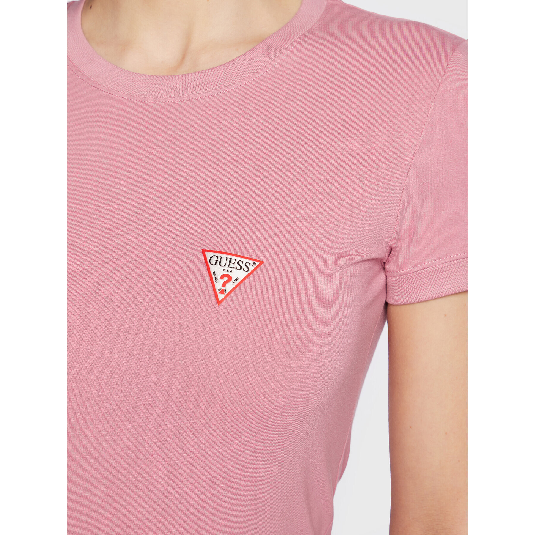 Guess Тишърт Mini Triangle W2YI44 J1311 Розов Slim Fit - Pepit.bg