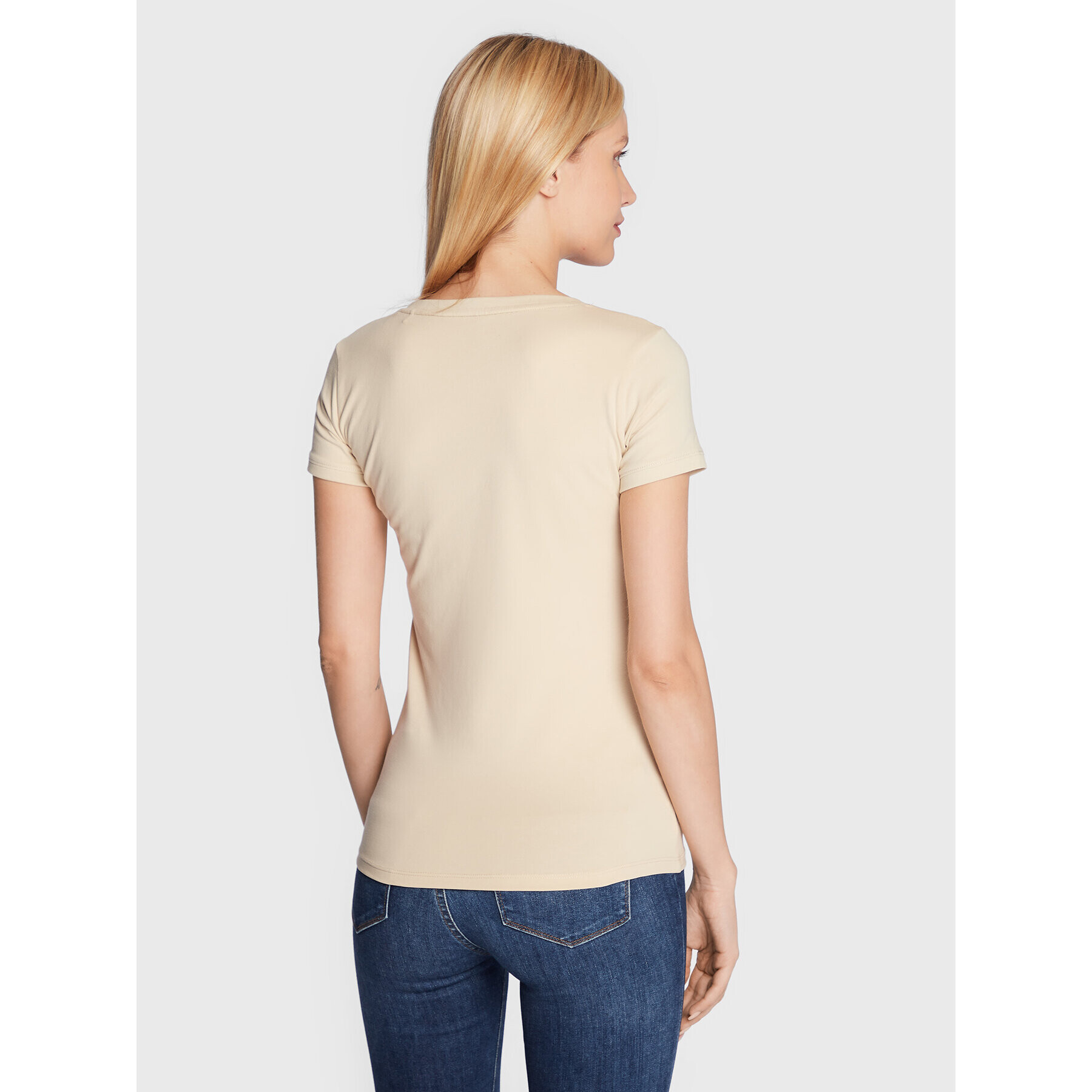 Guess Тишърт Mini Triangle W2YI45 J1311 Бежов Slim Fit - Pepit.bg