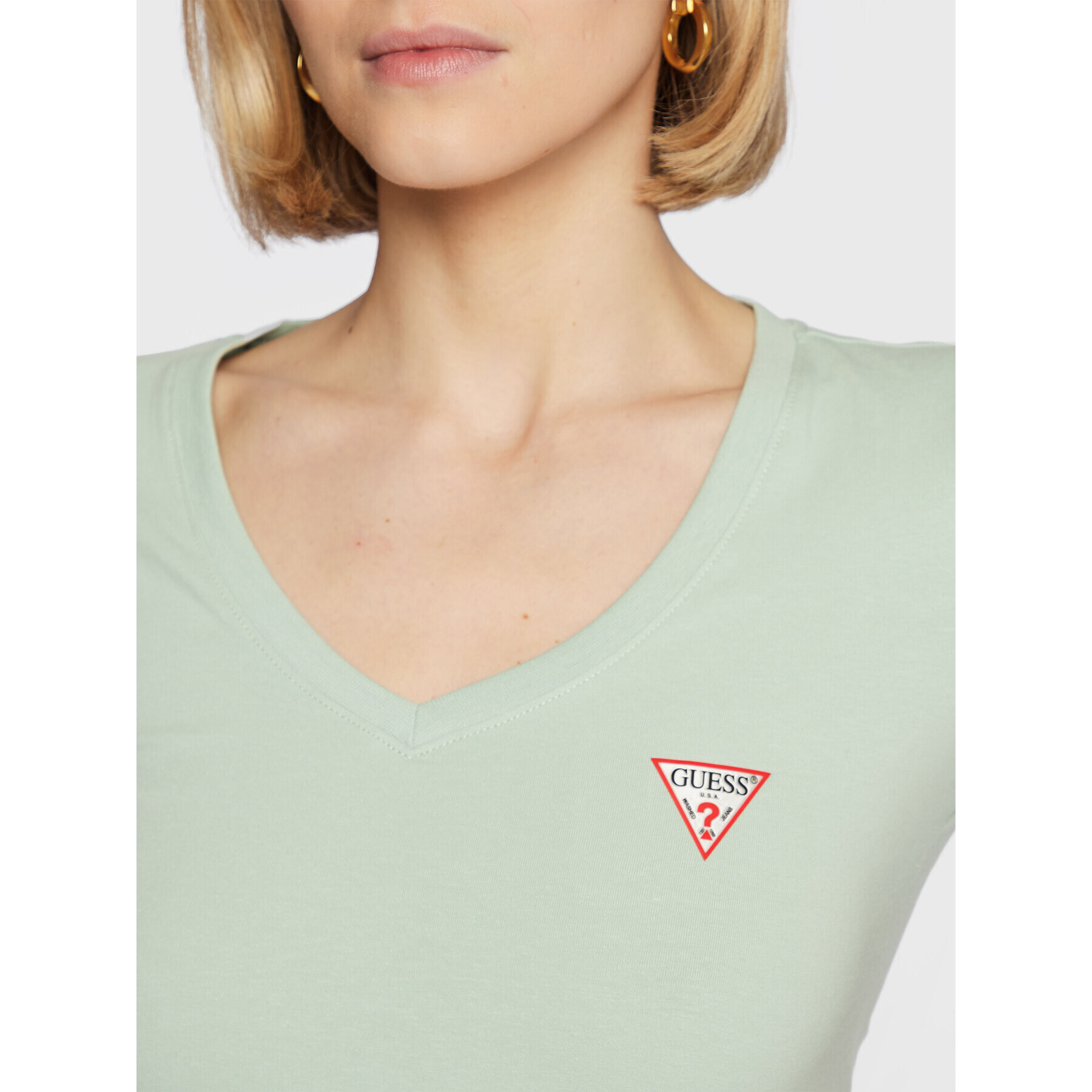 Guess Тишърт Mini Triangle W2YI45 J1311 Зелен Slim Fit - Pepit.bg