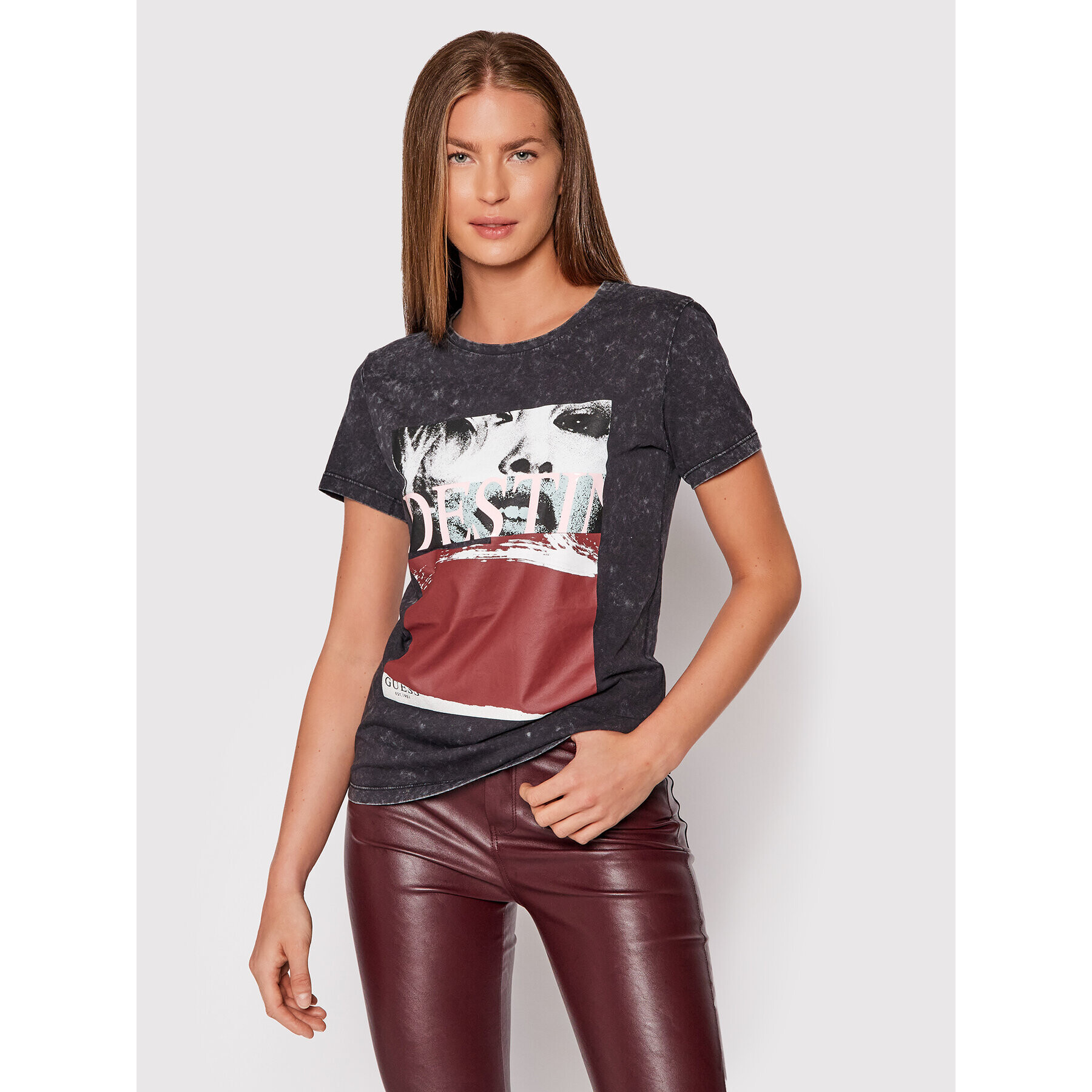 Guess Тишърт Olaria W1BI10 JA911 Черен Regular Fit - Pepit.bg