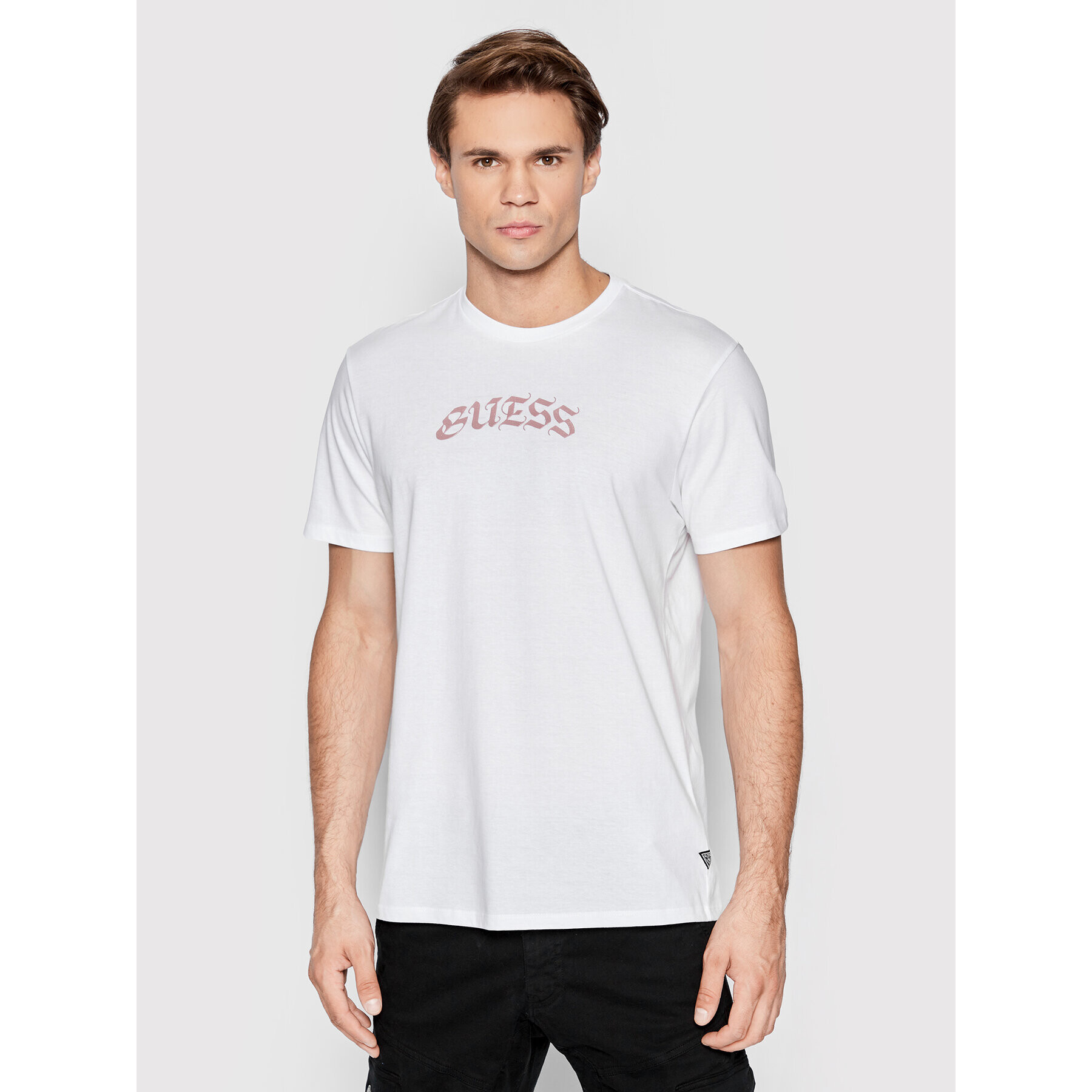 Guess Тишърт Old English Logo M2YI12 K9RM1 Бял Regular Fit - Pepit.bg