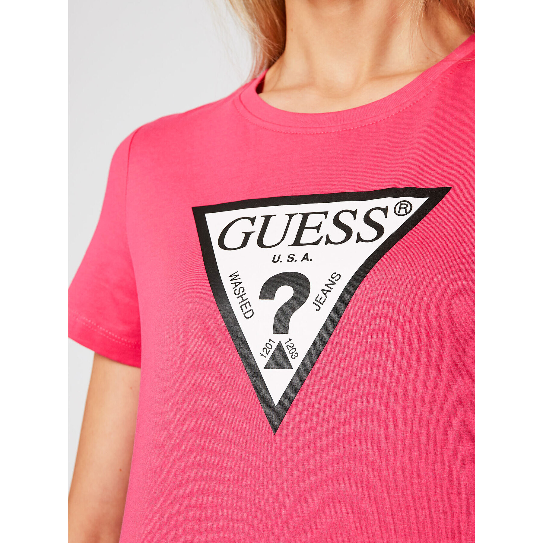 Guess Тишърт Original Tee W1RI00 I3Z11 Розов Regular Fit - Pepit.bg