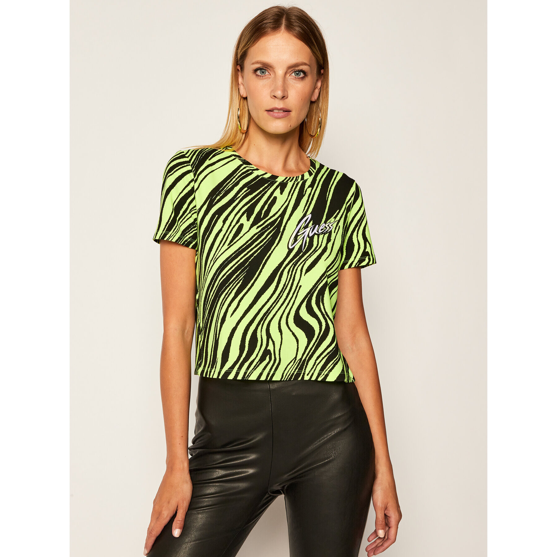 Guess Тишърт Sophia Tee W0YI96 K9Z30 Зелен Regular Fit - Pepit.bg