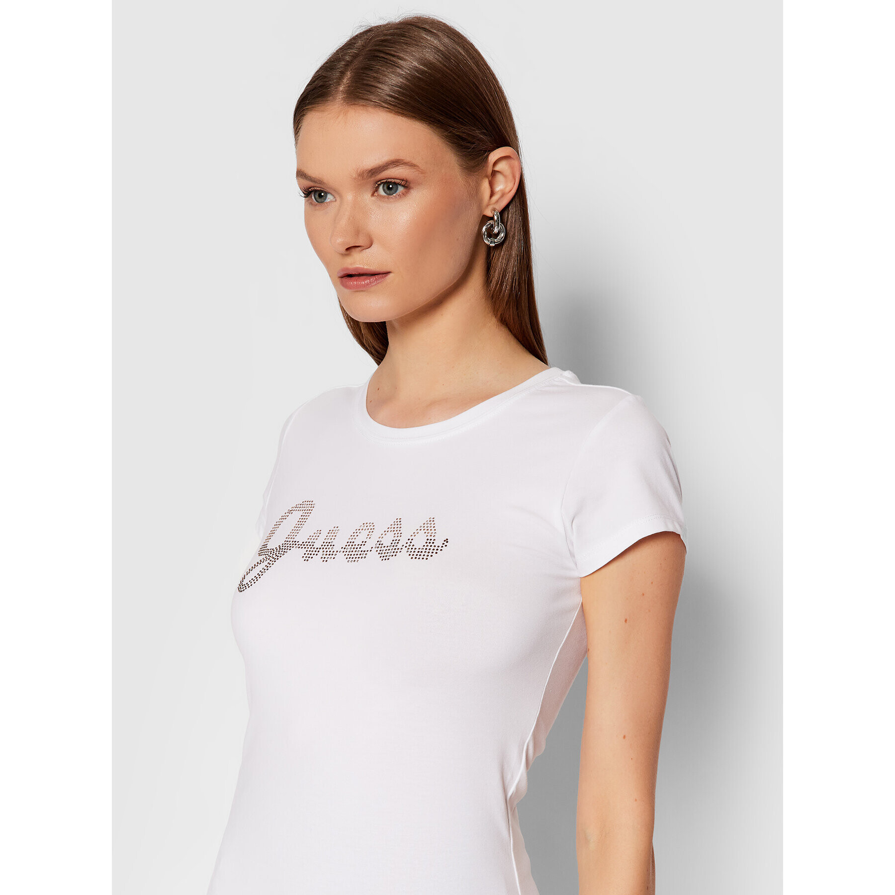 Guess Тишърт Split Script Logo W1BI22 KAKZ1 Бял Slim Fit - Pepit.bg