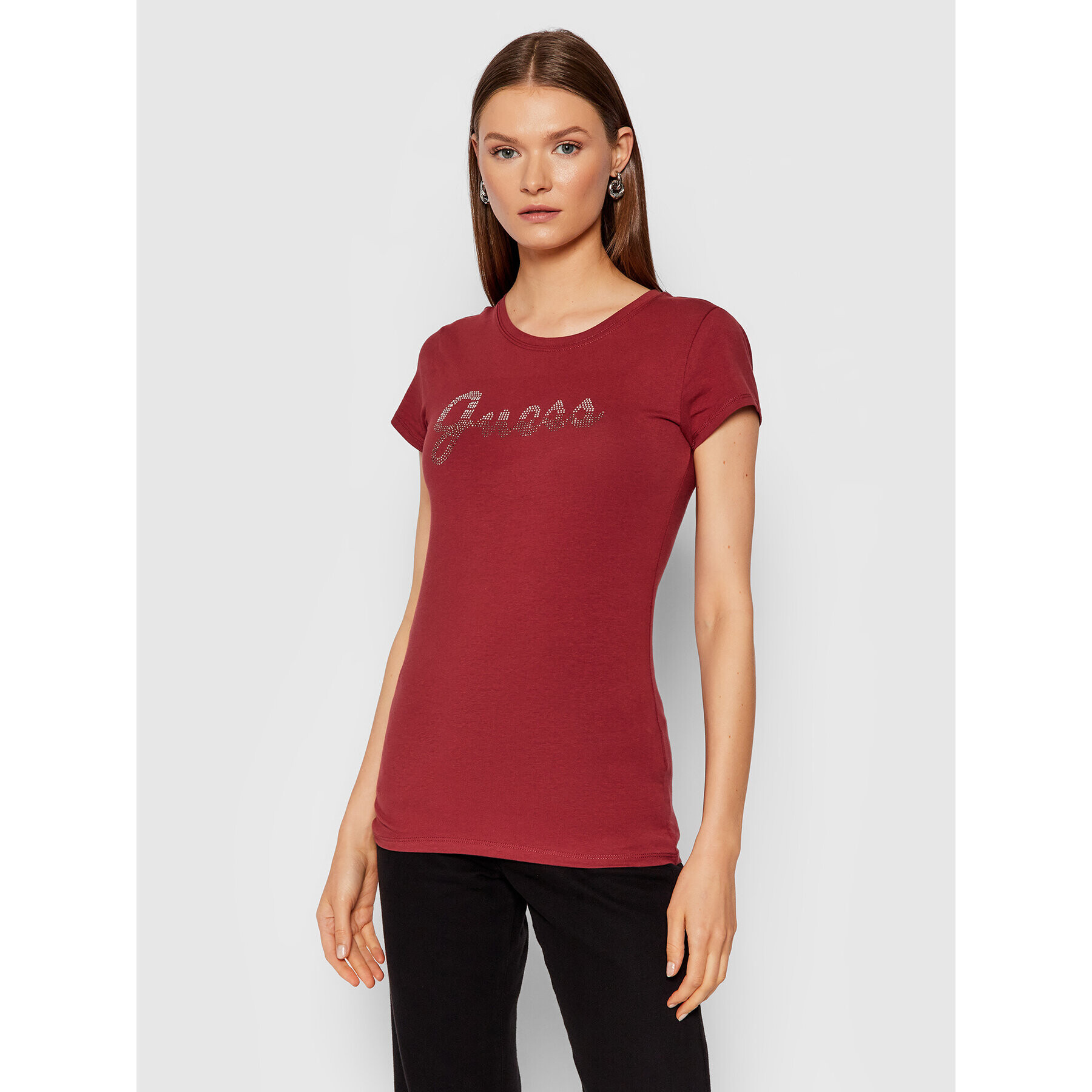 Guess Тишърт Split Script Logo W1BI22 KAKZ1 Бордо Slim Fit - Pepit.bg