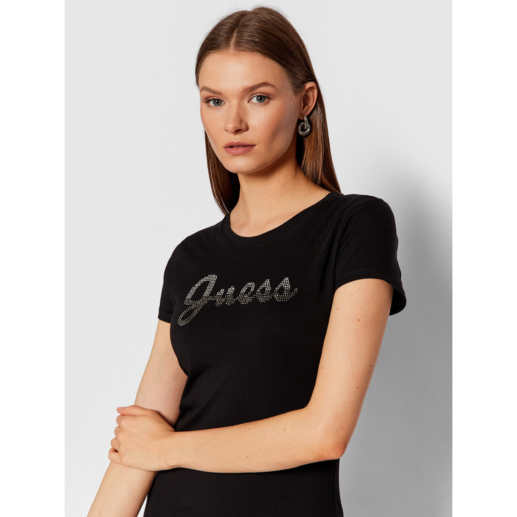 Guess Тишърт Split Script Logo W1BI22 KAKZ1 Черен Slim Fit - Pepit.bg