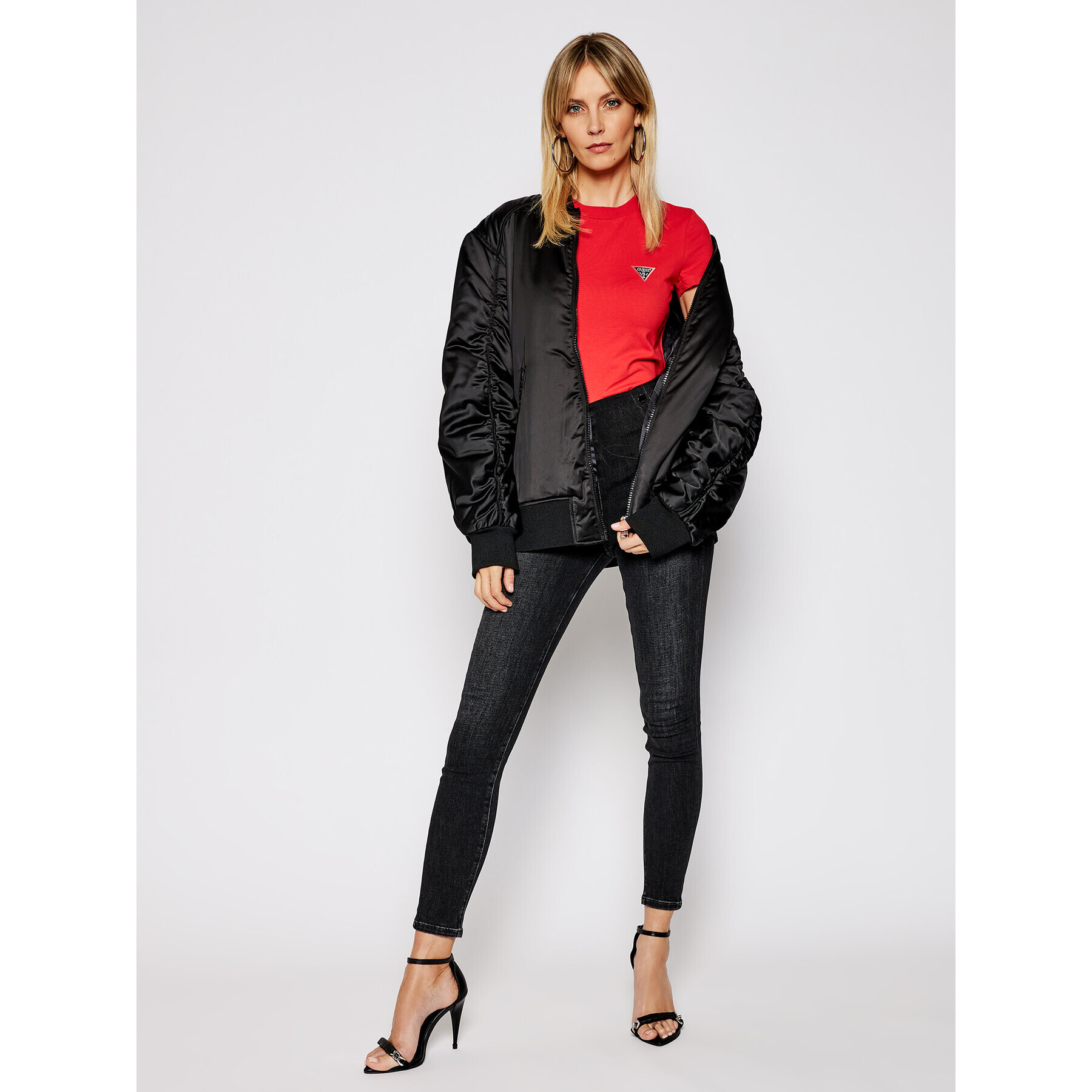 Guess Тишърт Ss Cn Mini Triangle W1RI04 J1311 Червен Slim Fit - Pepit.bg