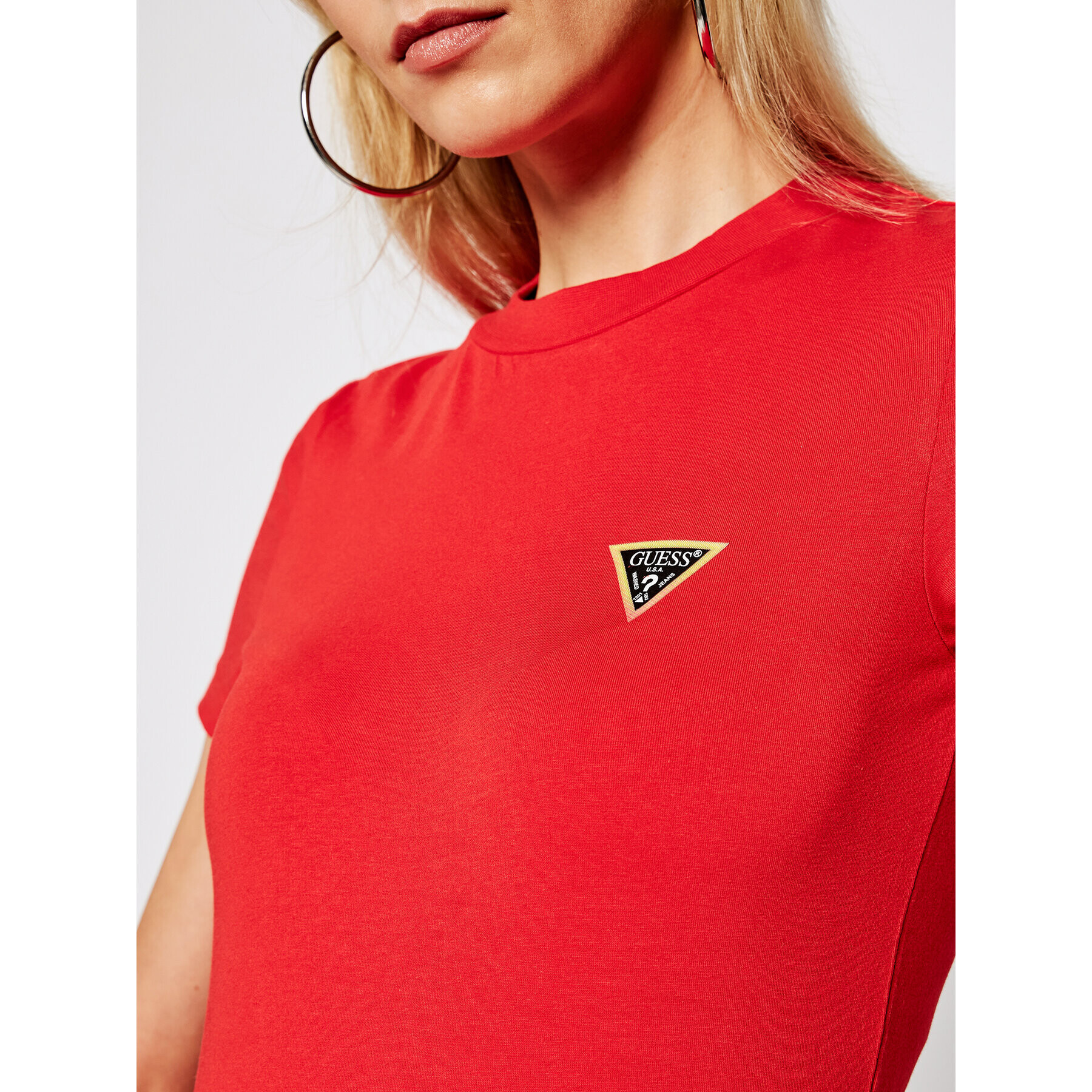 Guess Тишърт Ss Cn Mini Triangle W1RI04 J1311 Червен Slim Fit - Pepit.bg