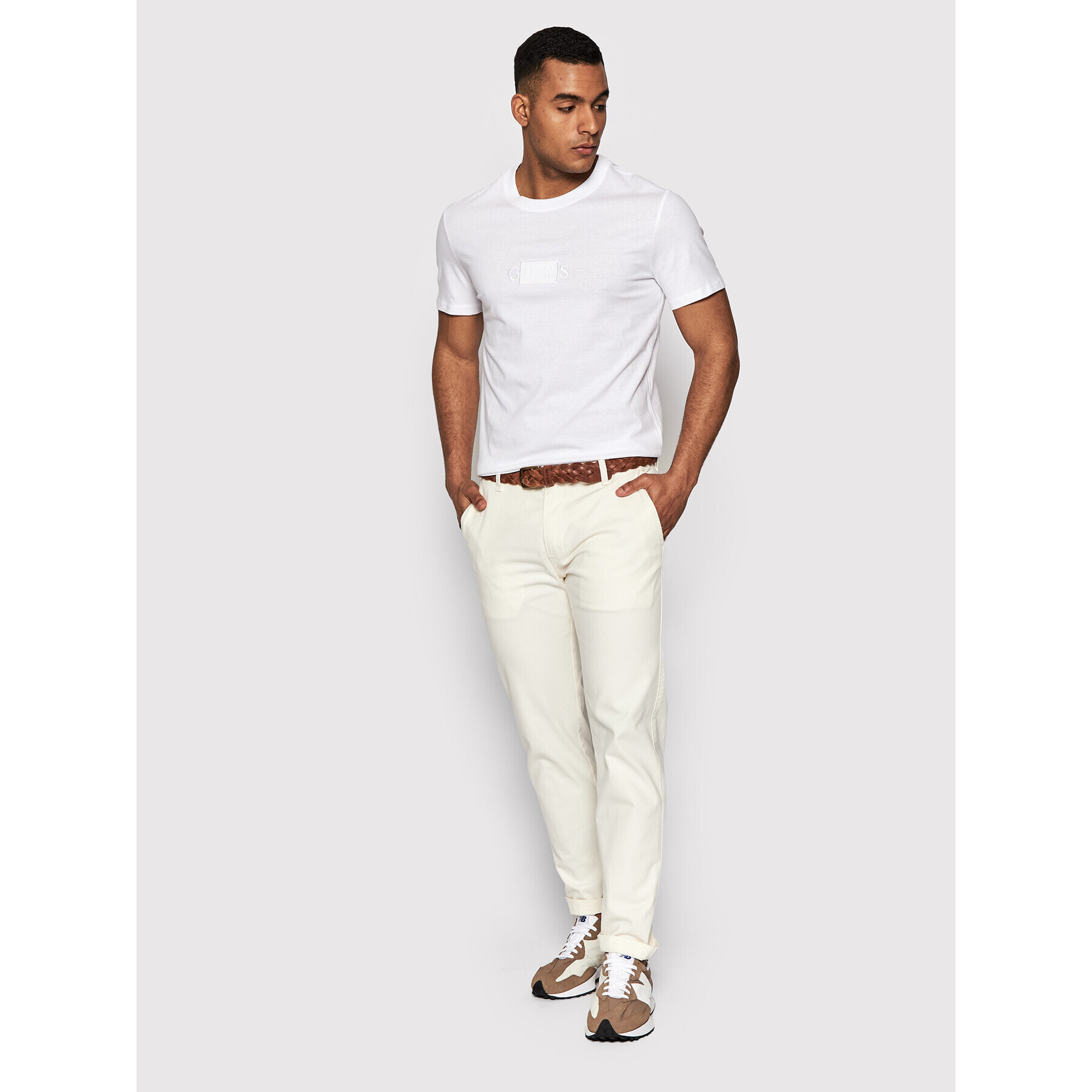 Guess Тишърт Tapin M2GI28 I3Z11 Бял Slim Fit - Pepit.bg