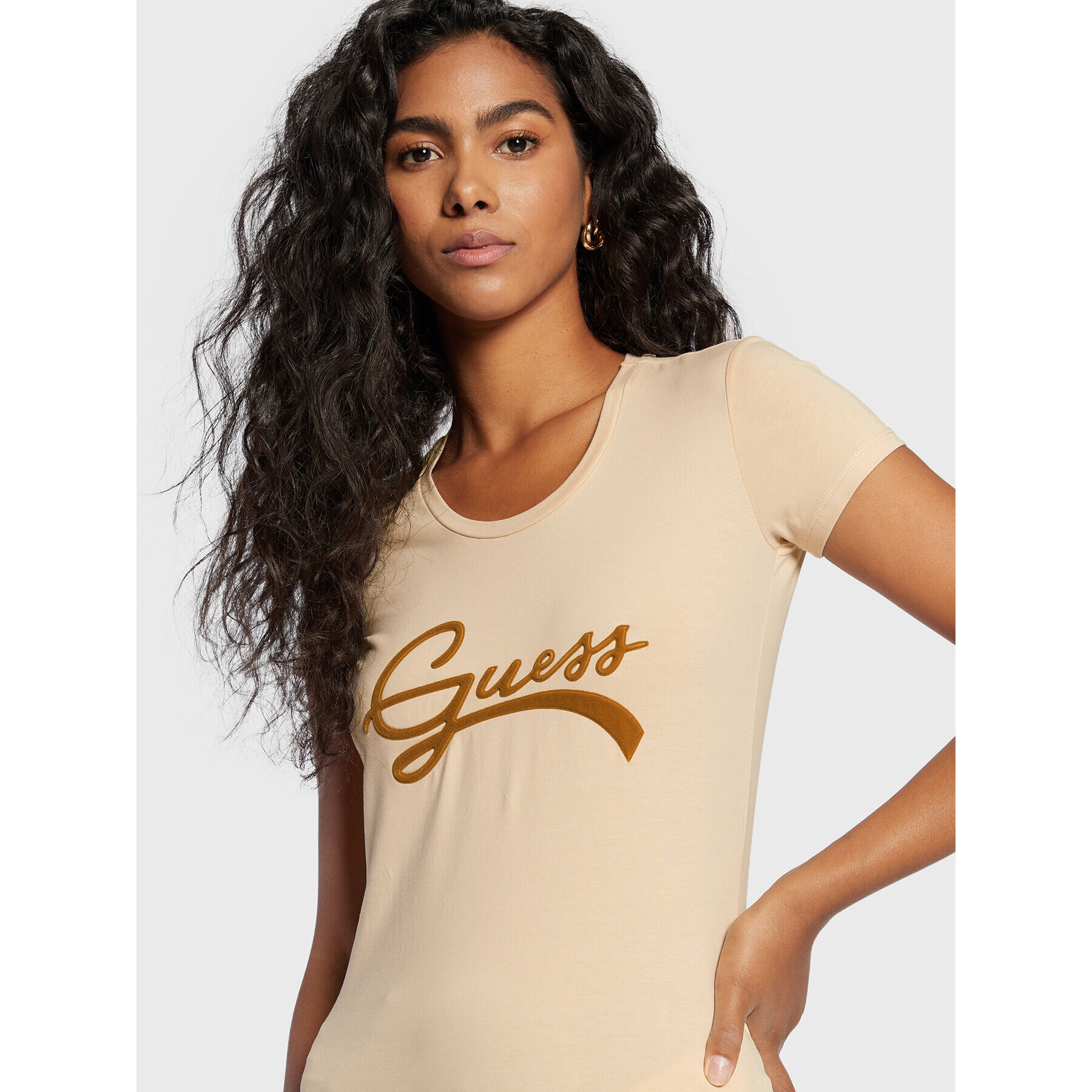 Guess Тишърт Tinca W2BI66 J1311 Бежов Regular Fit - Pepit.bg
