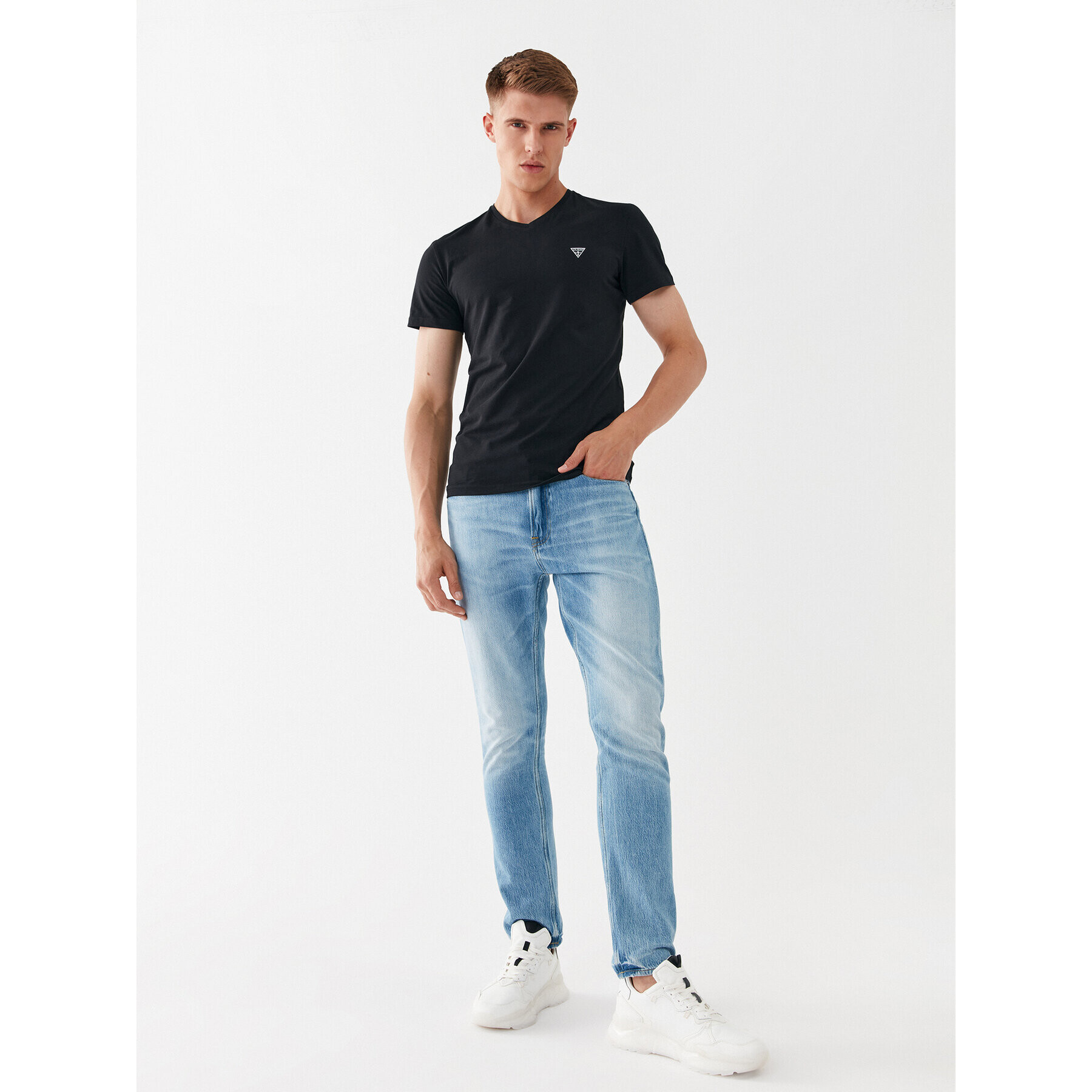 Guess Тишърт U97M00 K6YW1 Черен Slim Fit - Pepit.bg