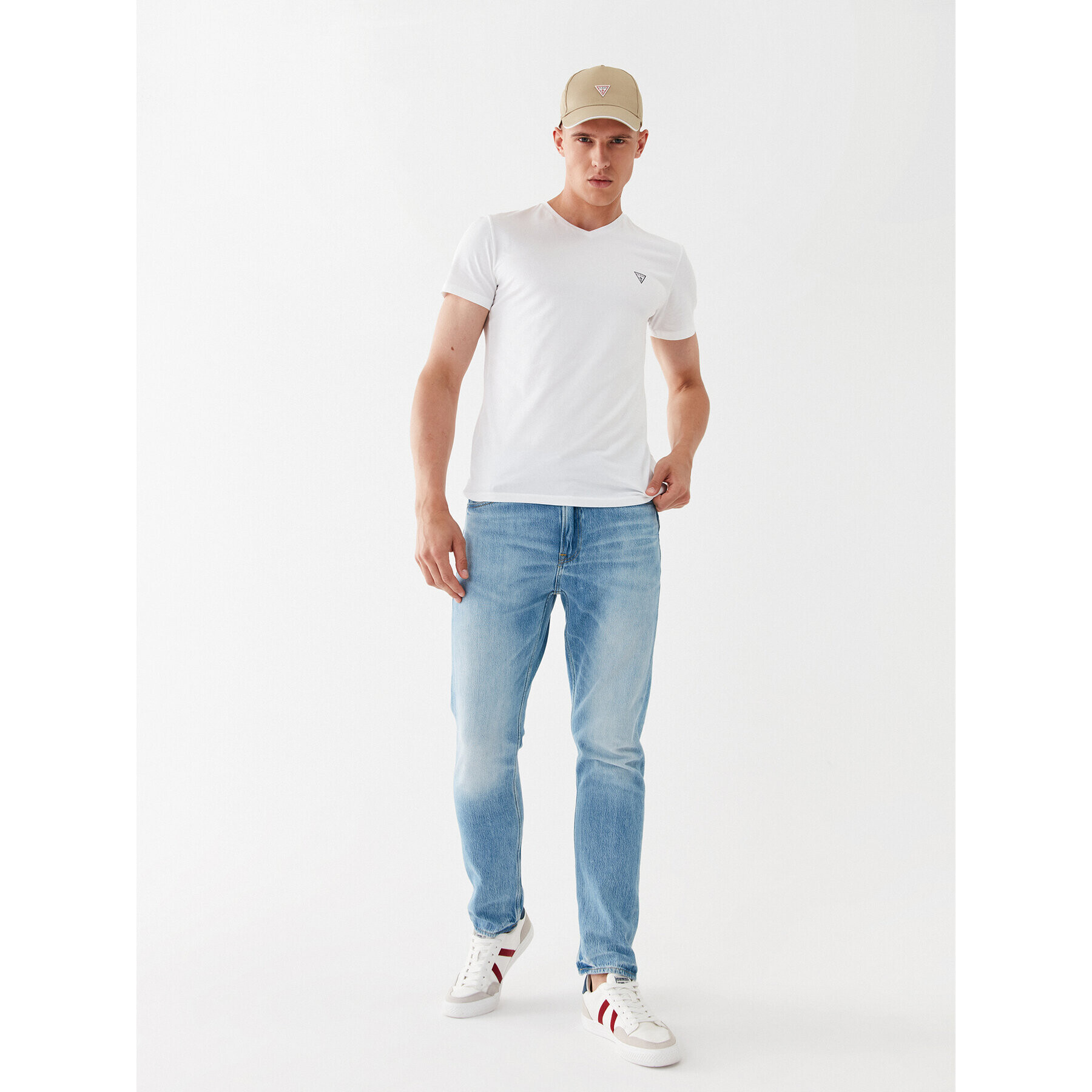 Guess Тишърт U97M01 K6YW1 Бял Slim Fit - Pepit.bg