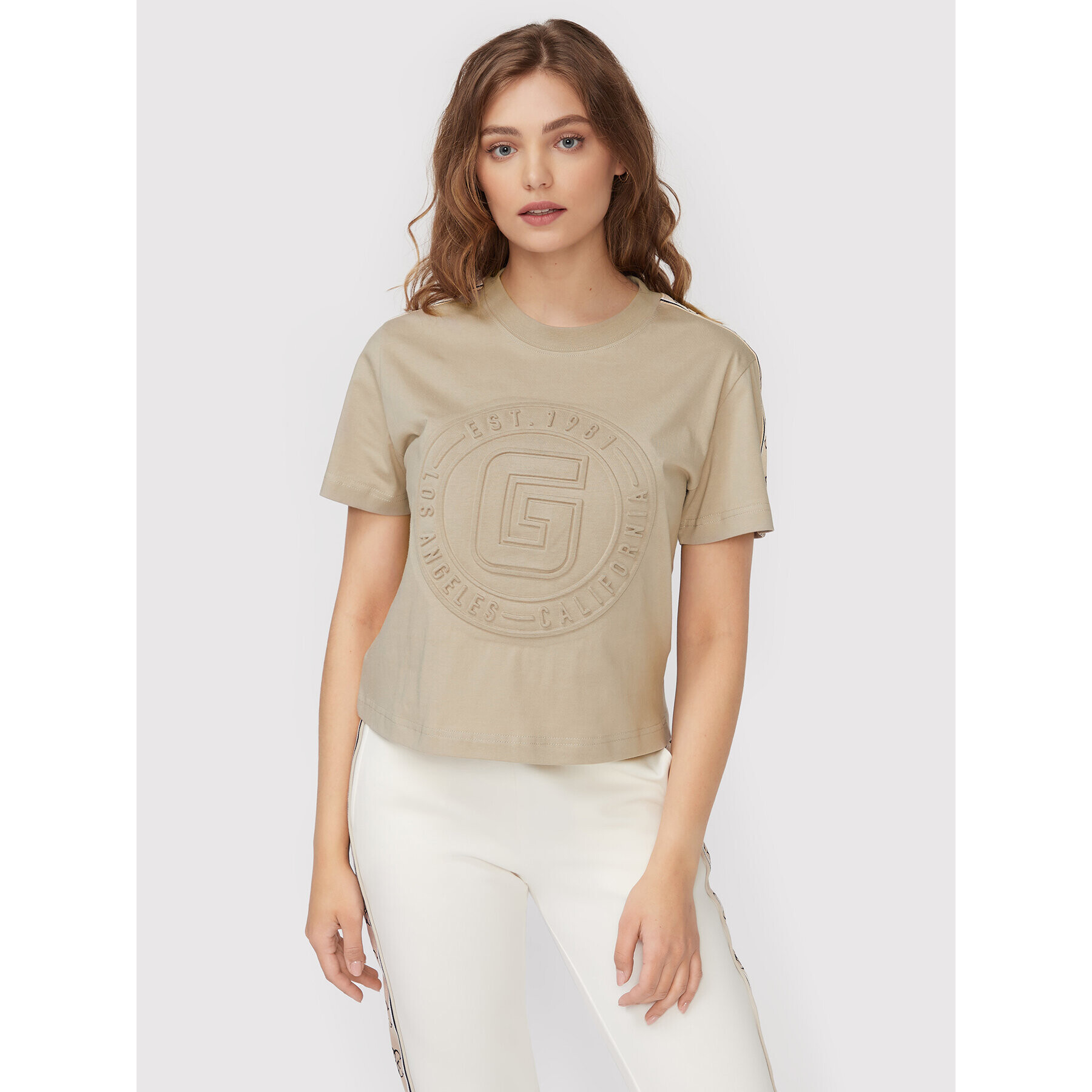Guess Тишърт V2BI05 I3Z14 Бежов Relaxed Fit - Pepit.bg