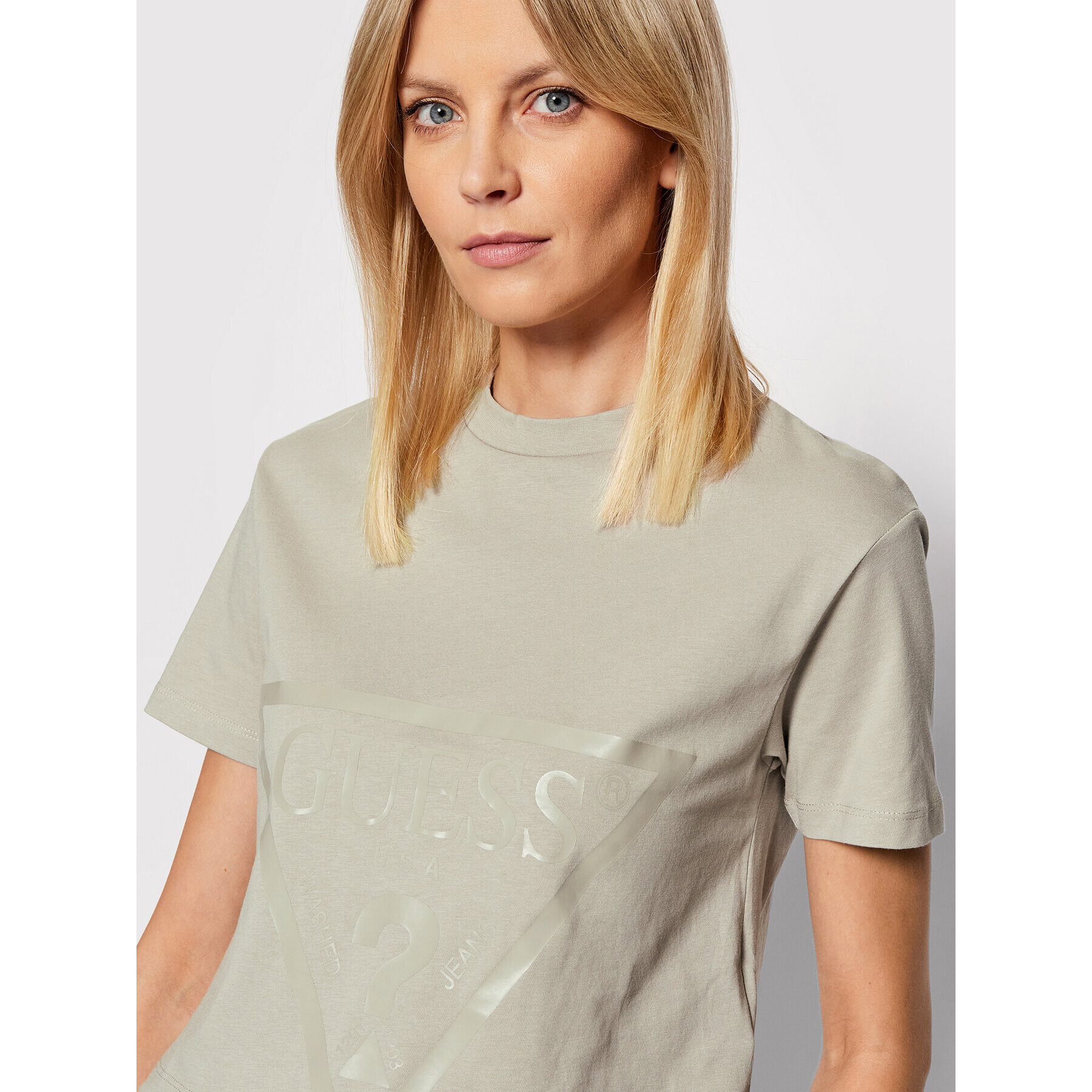 Guess Тишърт V2RI00 K8HM0 Бежов Relaxed Fit - Pepit.bg