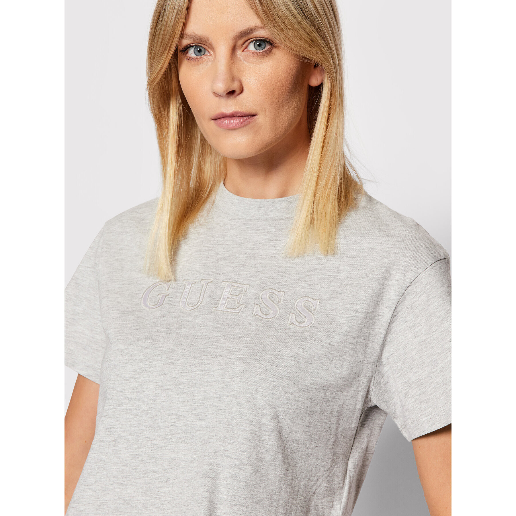 Guess Тишърт V2RI07 K8HM0 Сив Regular Fit - Pepit.bg