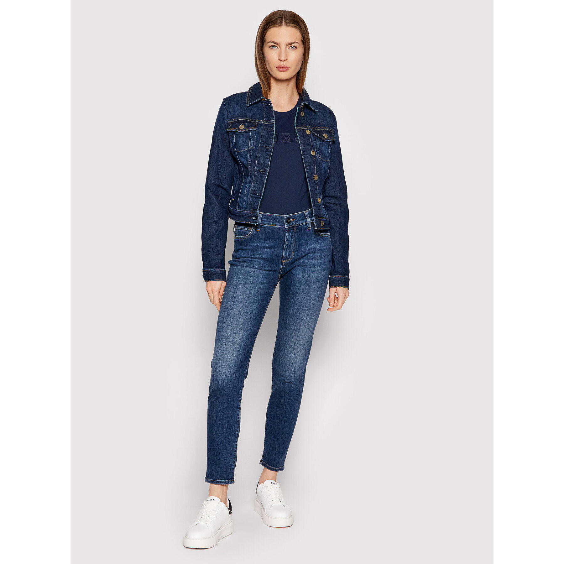 Guess Тишърт V2RI08 K8HM0 Тъмносин Regular Fit - Pepit.bg