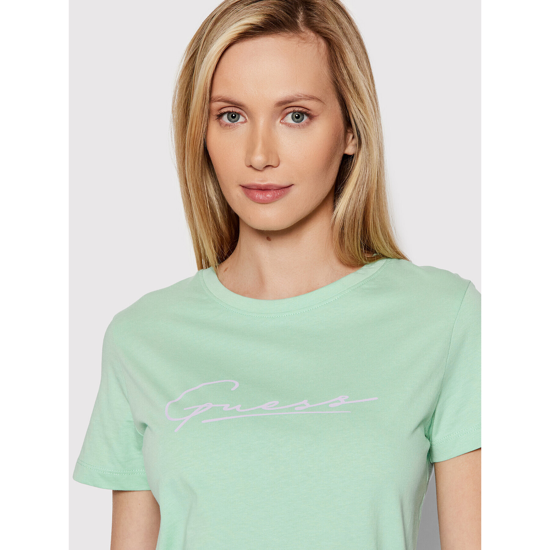 Guess Тишърт V2RI11 I3Z11 Зелен Regular Fit - Pepit.bg