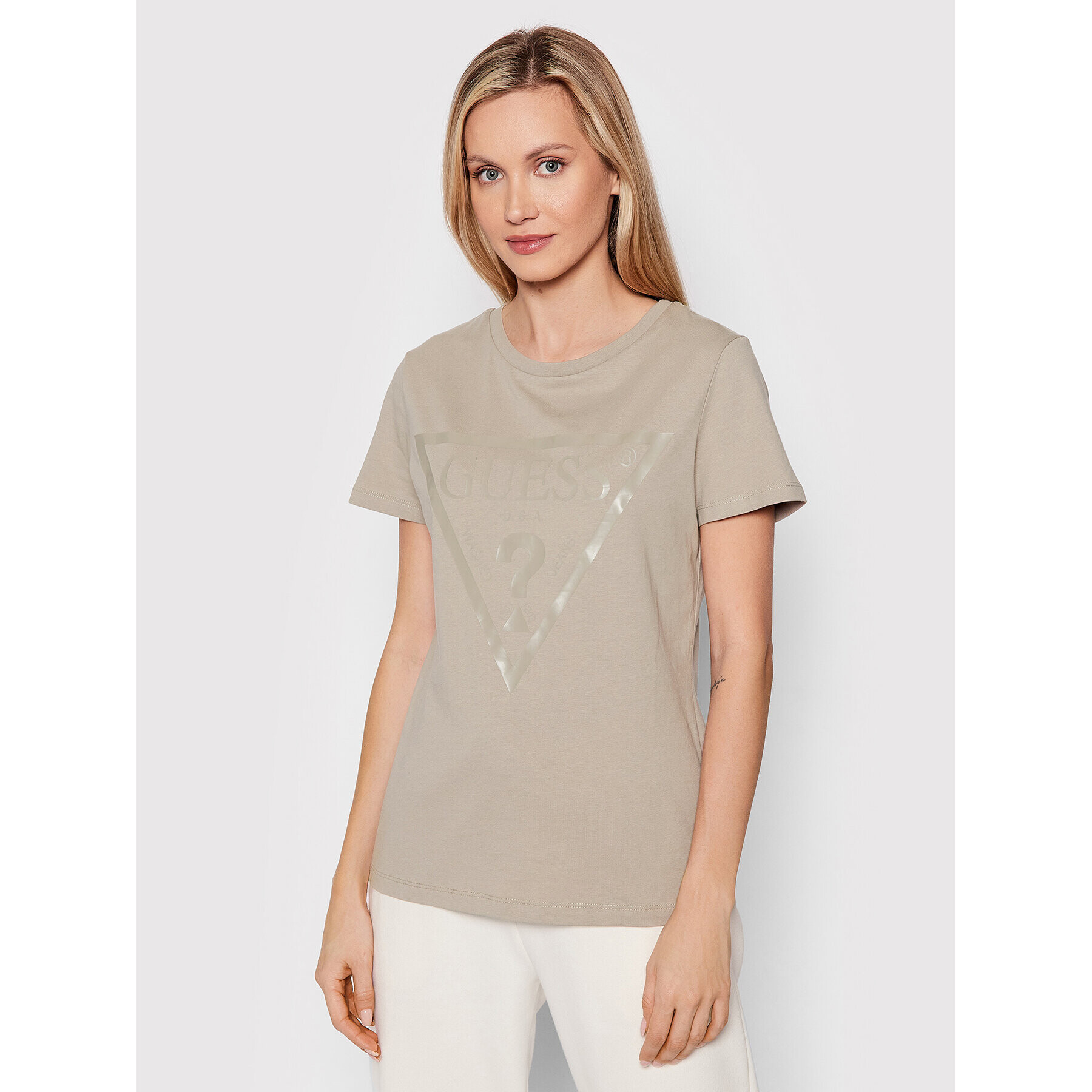 Guess Тишърт V2RI13 K8HM0 Бежов Regular Fit - Pepit.bg