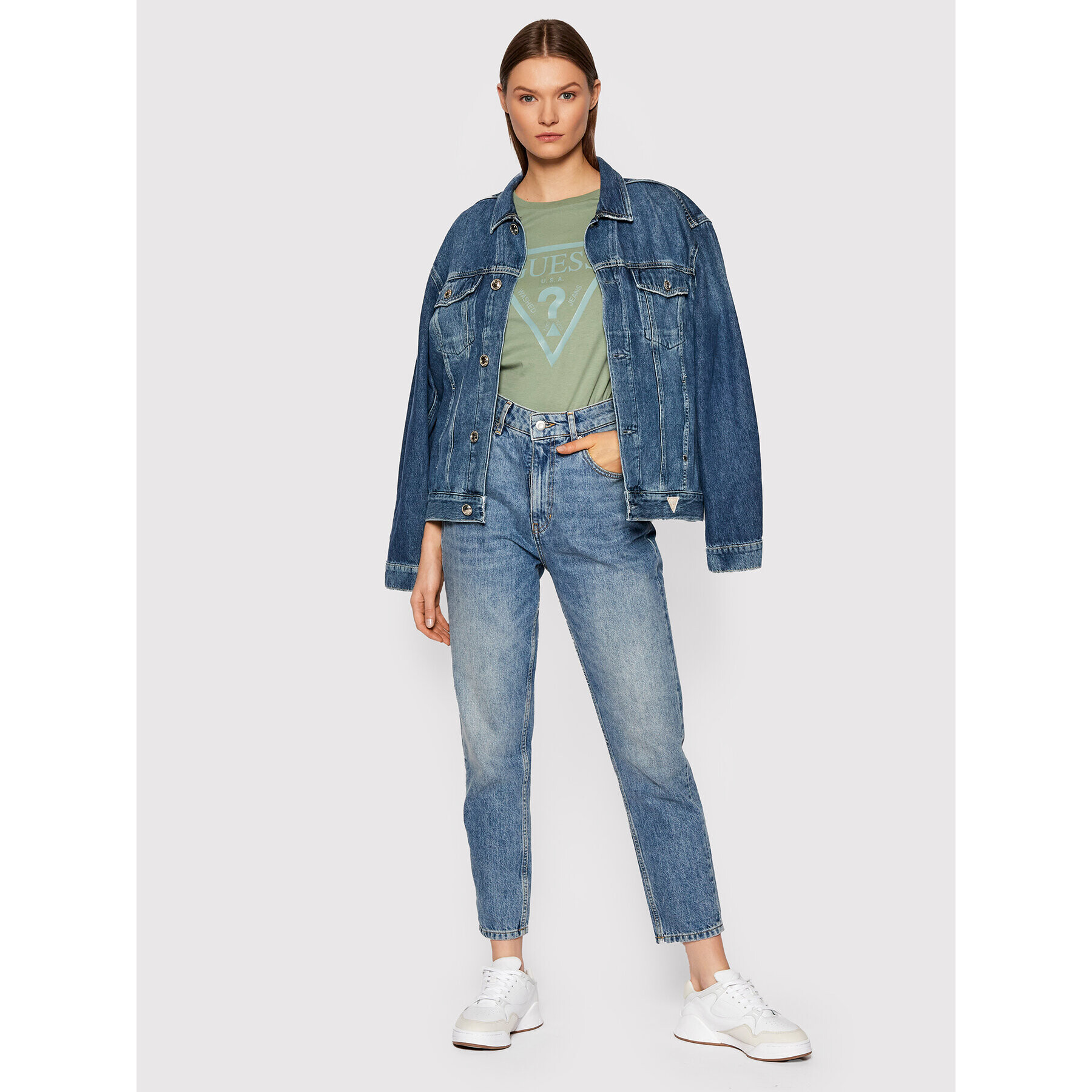 Guess Тишърт V2RI13 K8HM0 Зелен Regular Fit - Pepit.bg