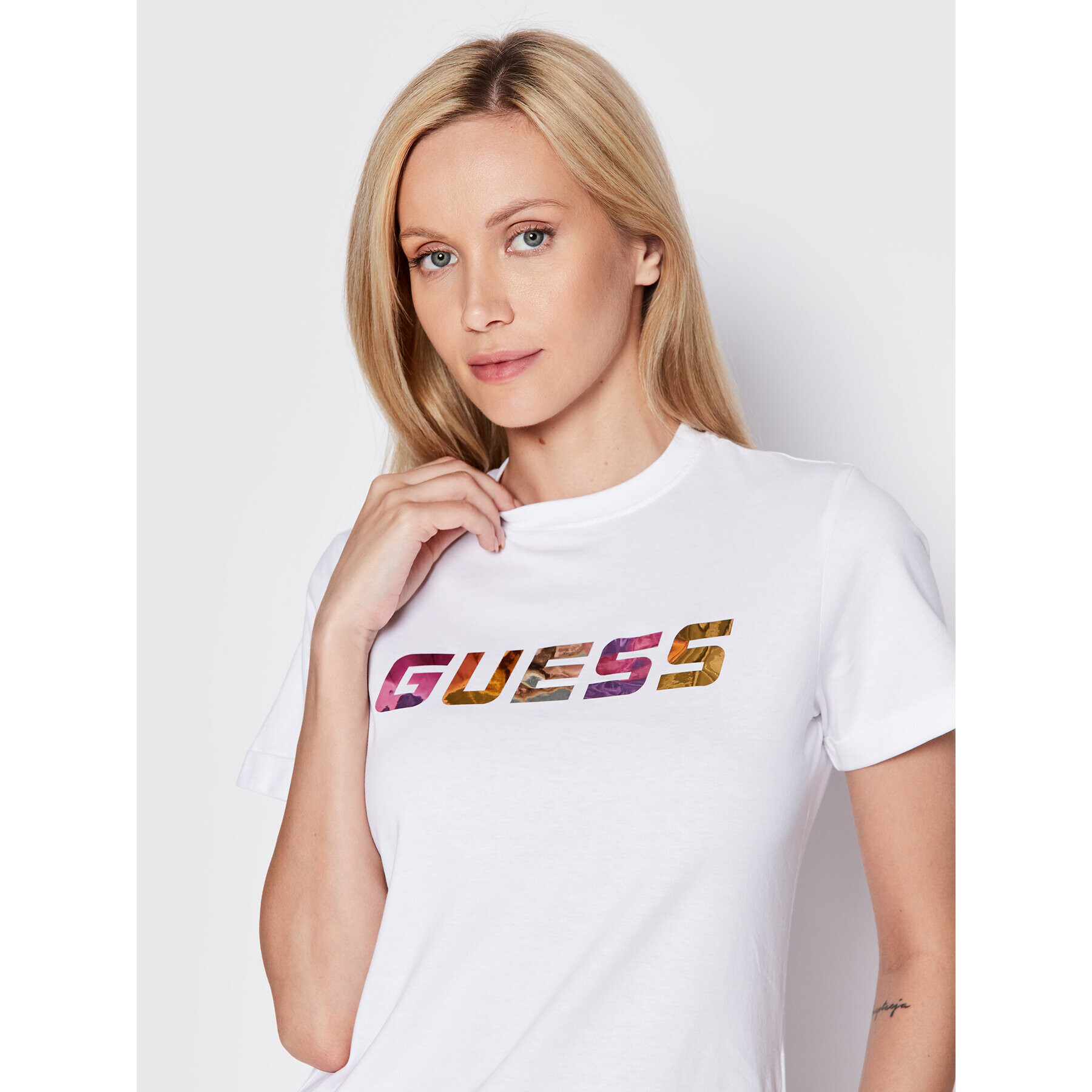 Guess Тишърт V2YI04 I3Z11 Бял Regular Fit - Pepit.bg