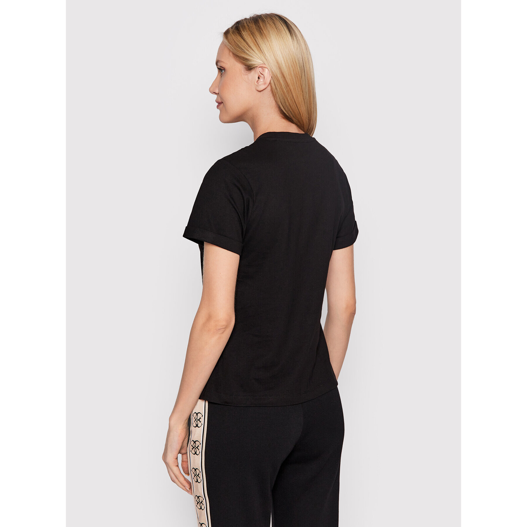 Guess Тишърт V2YI04 I3Z11 Черен Regular Fit - Pepit.bg