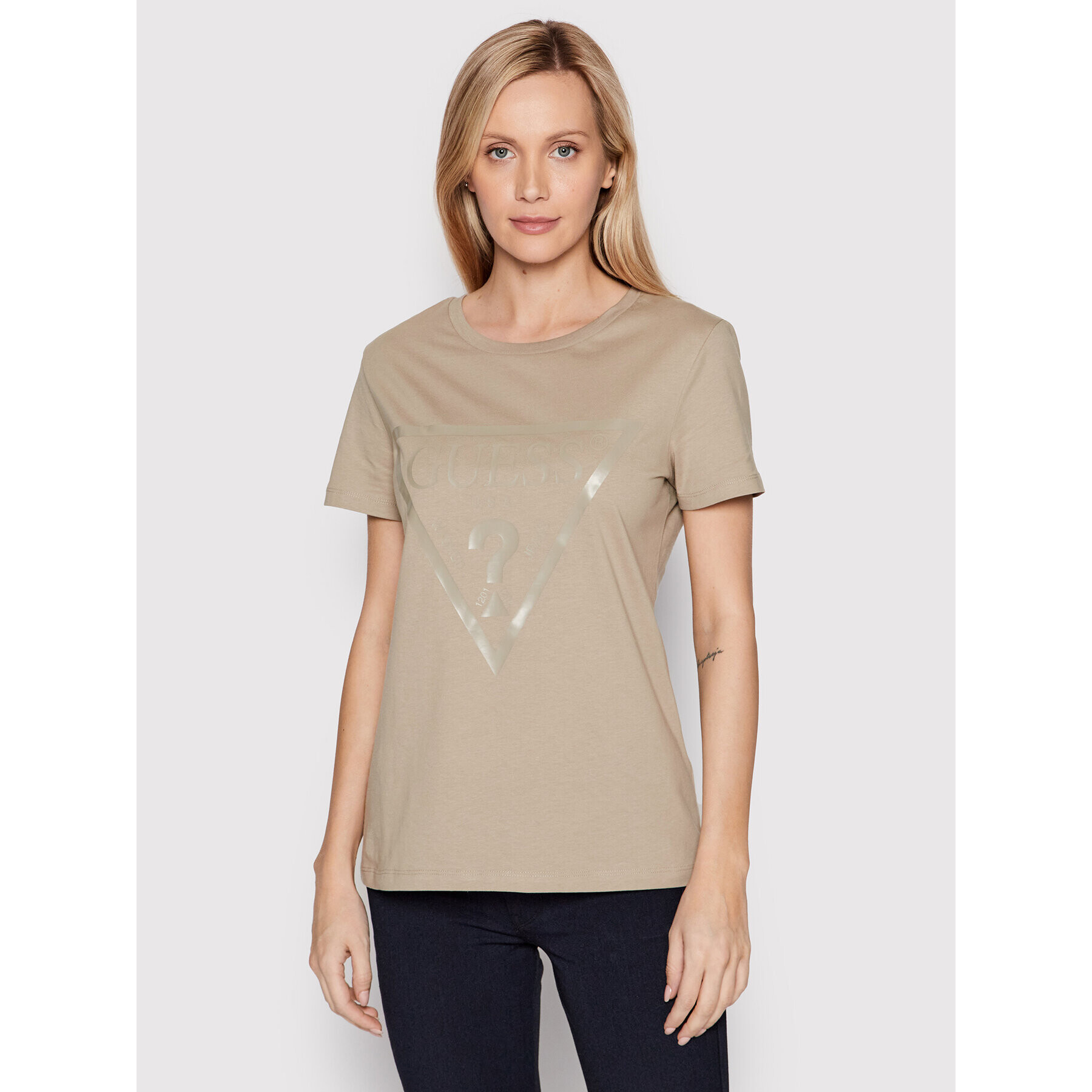 Guess Тишърт V2YI07 K8HM0 Бежов Regular Fit - Pepit.bg