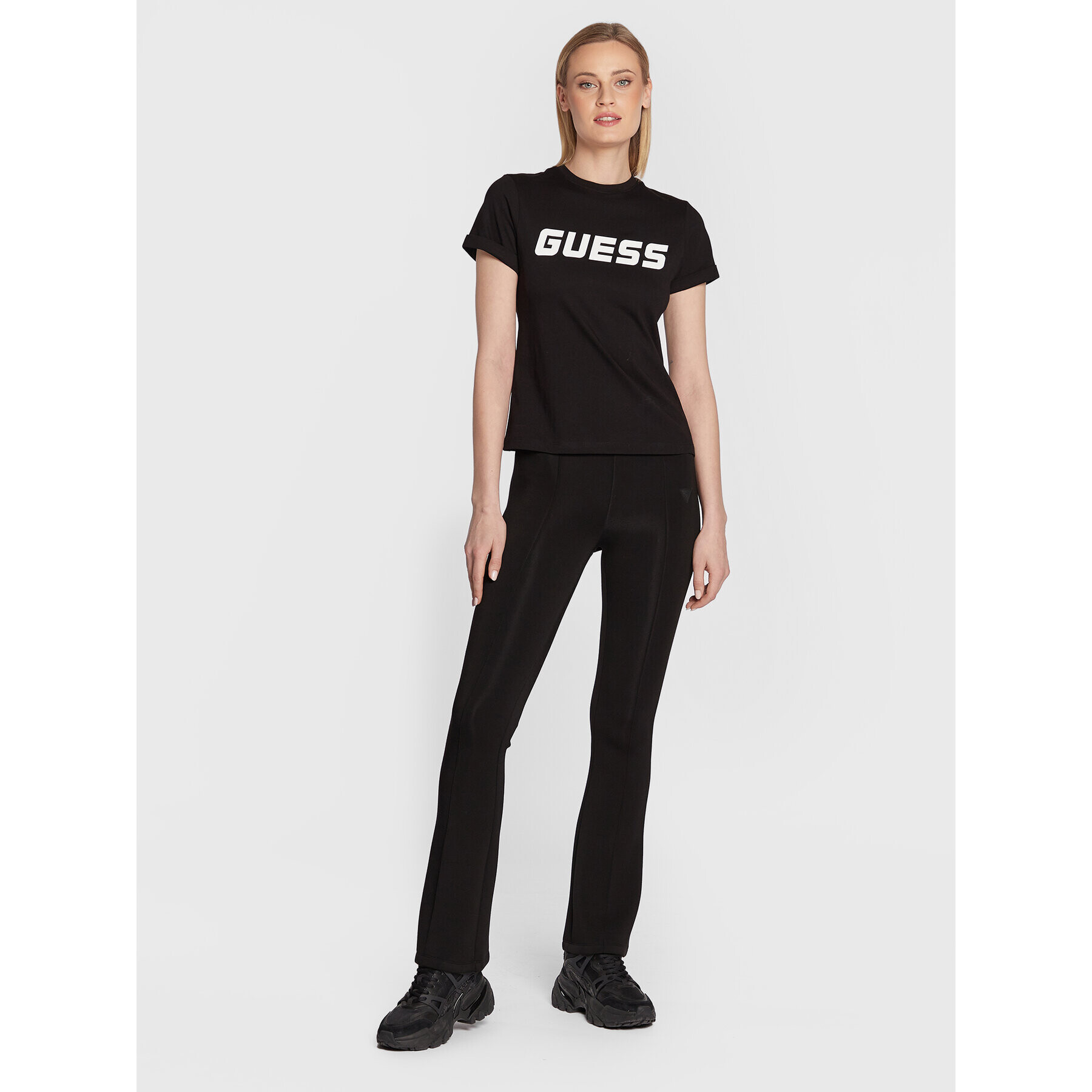 Guess Тишърт V3RI02 I3Z14 Черен Regular Fit - Pepit.bg