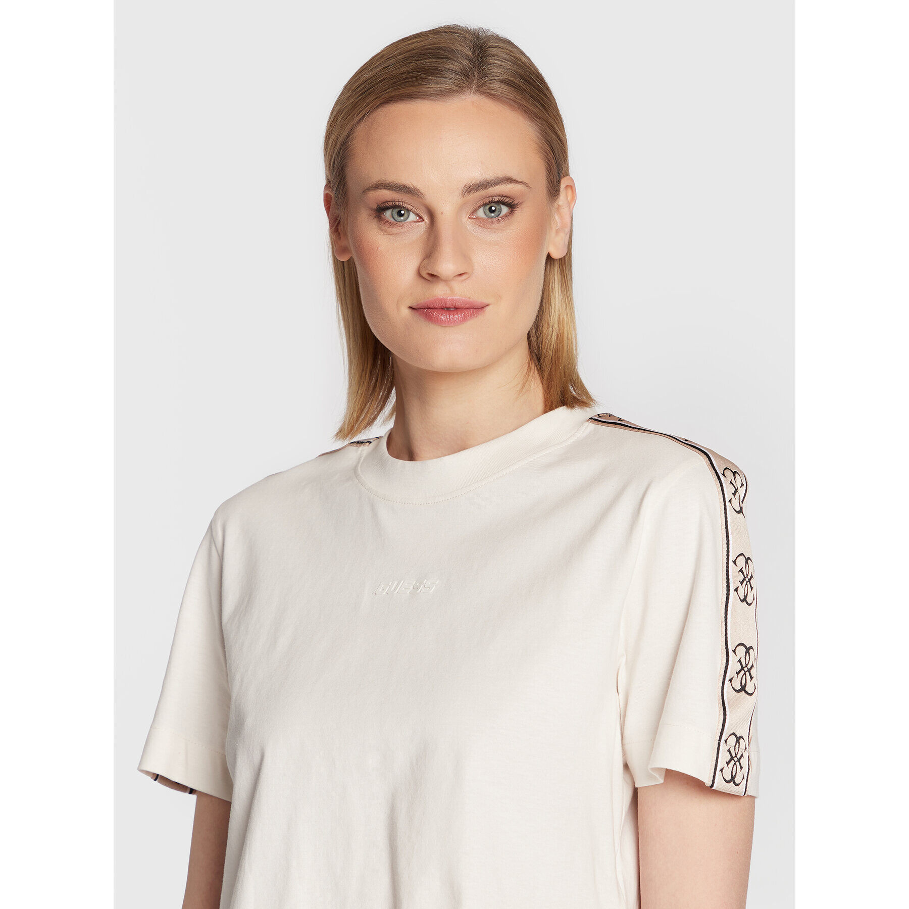 Guess Тишърт V3RI08 I3Z14 Бежов Relaxed Fit - Pepit.bg