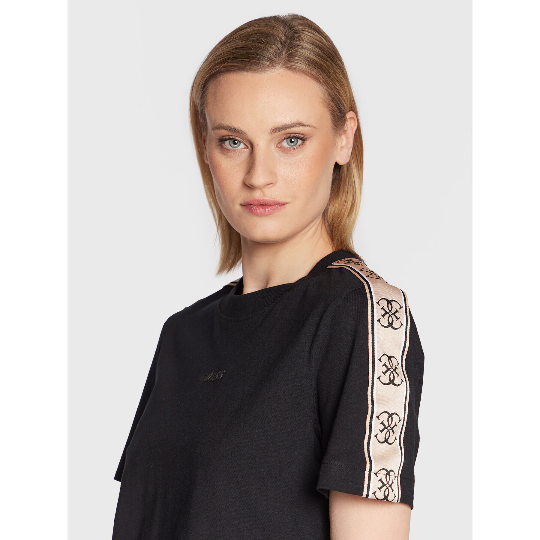 Guess Тишърт V3RI08 I3Z14 Черен Relaxed Fit - Pepit.bg