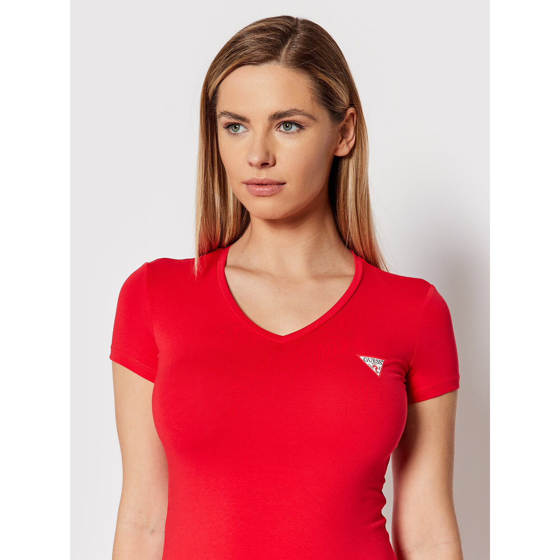 Guess Тишърт W1YI1A J1311 Червен Slim Fit - Pepit.bg