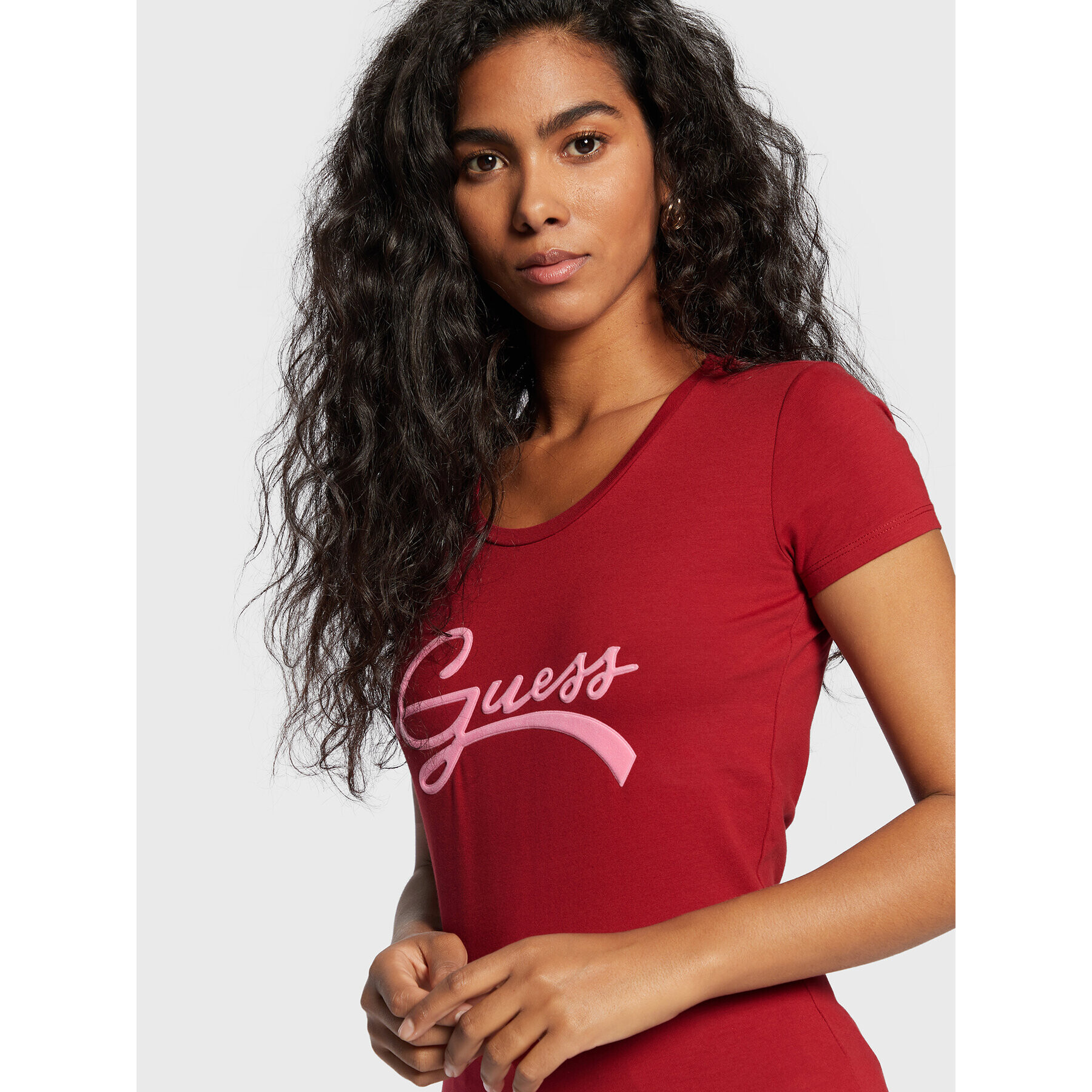 Guess Тишърт W2BI66 J1311 Червен Slim Fit - Pepit.bg