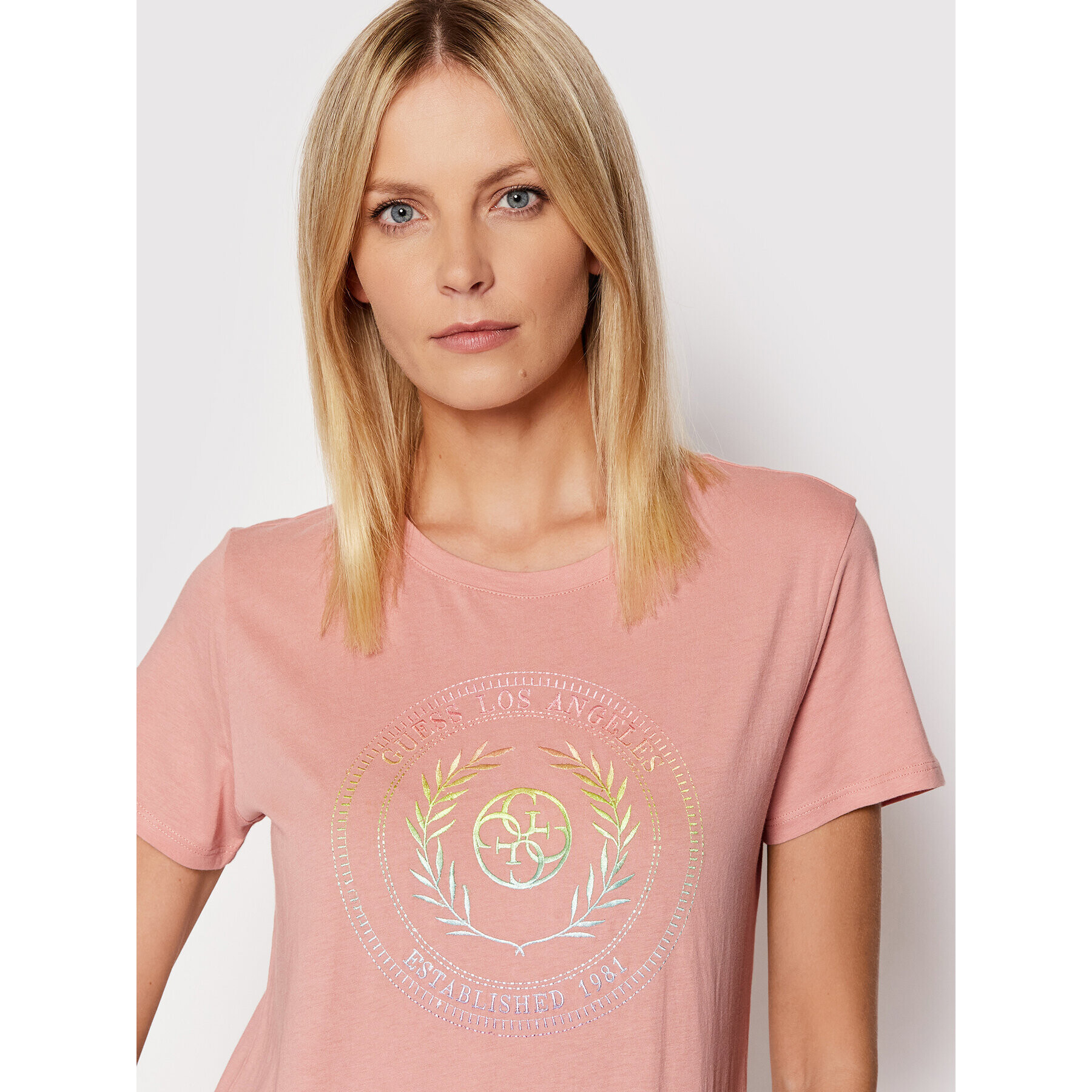 Guess Тишърт W2GI26 K9RM1 Розов Regular Fit - Pepit.bg