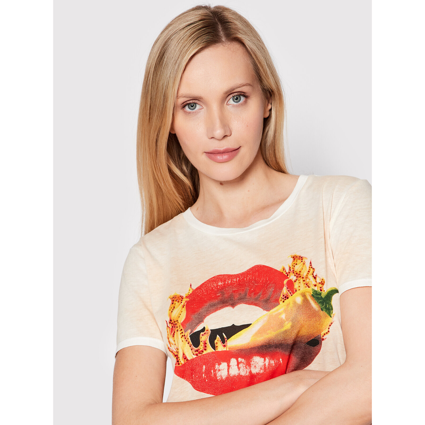 Guess Тишърт W2YI03 K9SN1 Бежов Regular Fit - Pepit.bg