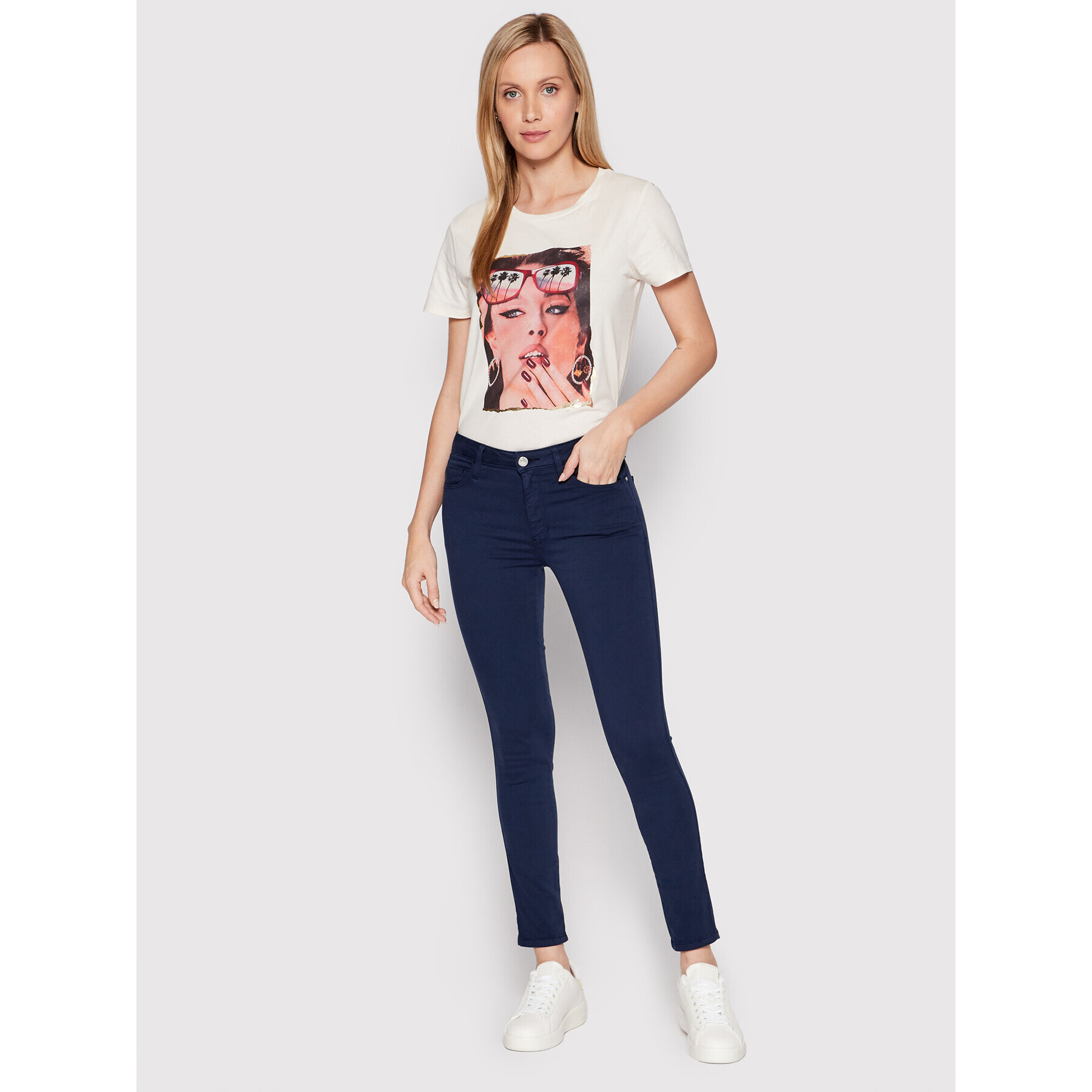Guess Тишърт W2YI46 K9RM1 Бежов Regular Fit - Pepit.bg