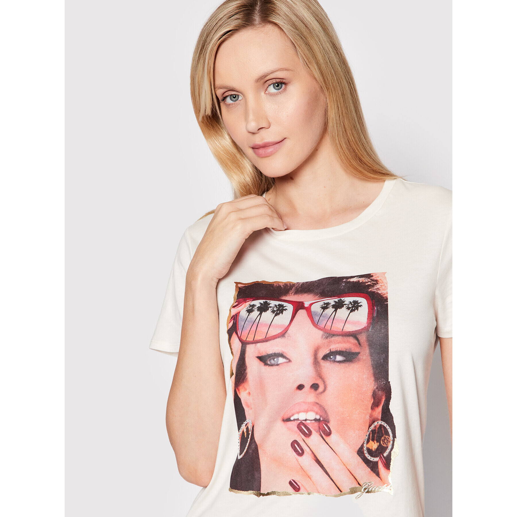 Guess Тишърт W2YI46 K9RM1 Бежов Regular Fit - Pepit.bg