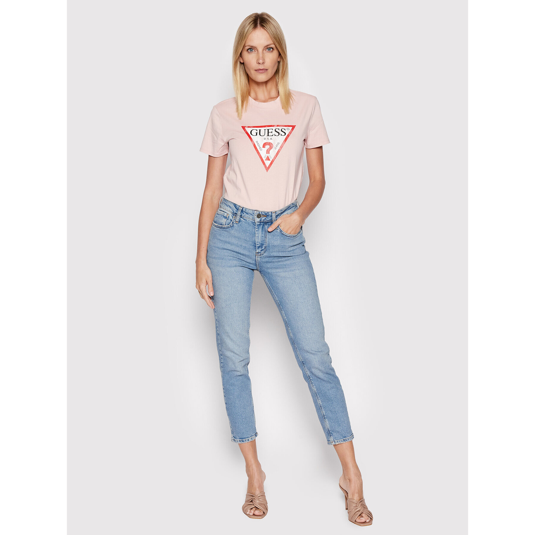Guess Тишърт W93I0R R9I60 Розов Regular Fit - Pepit.bg