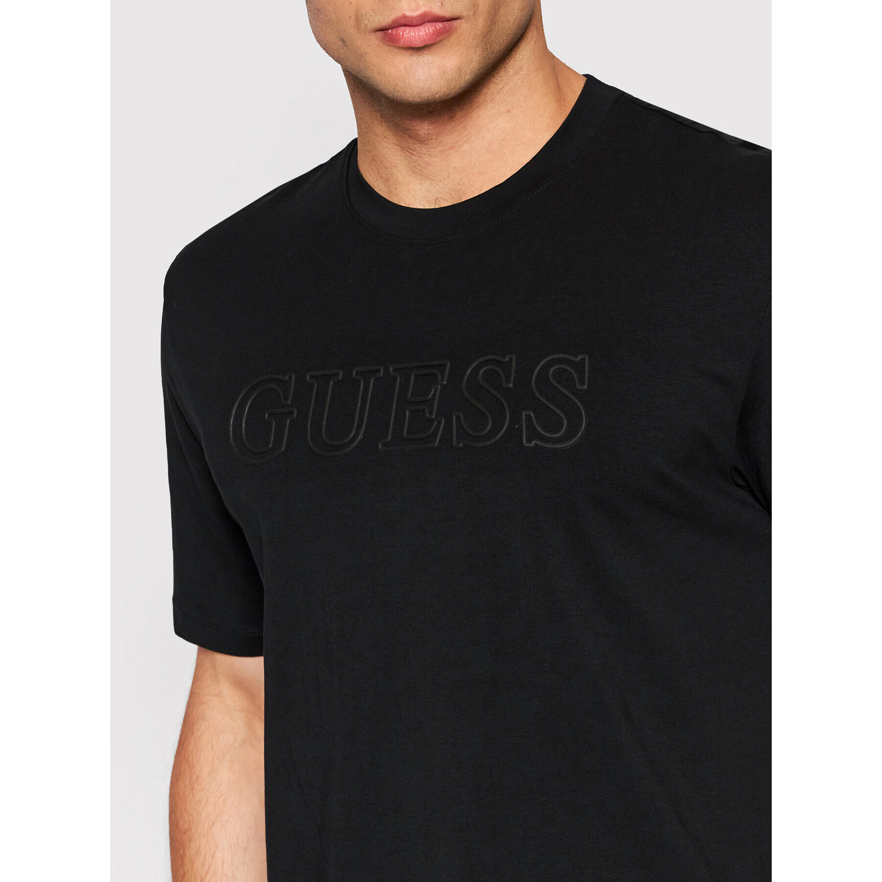 Guess Тишърт Z2YI11 J1311 Черен Regular Fit - Pepit.bg