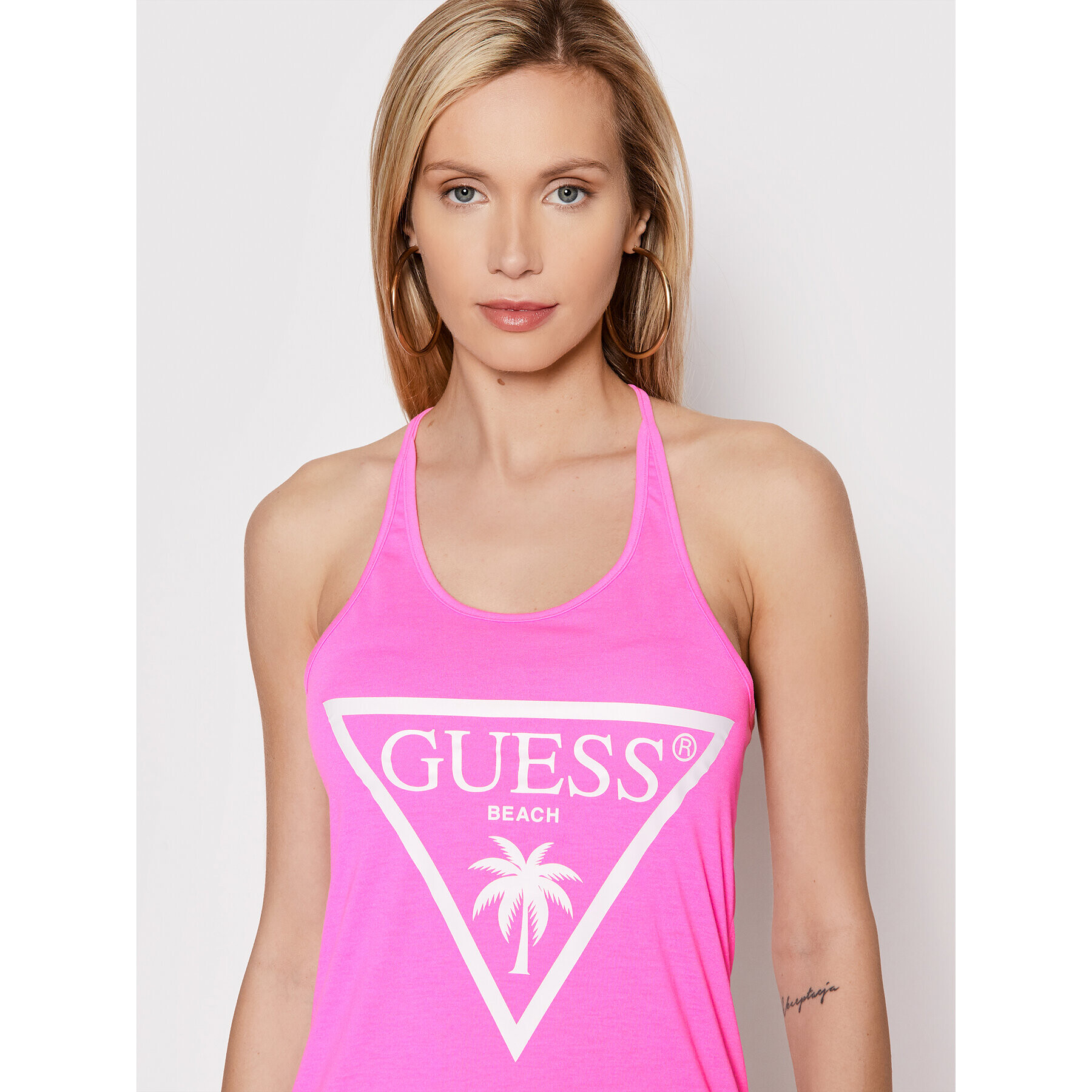 Guess топ E02I02 KB9I0 Розов Regular Fit - Pepit.bg