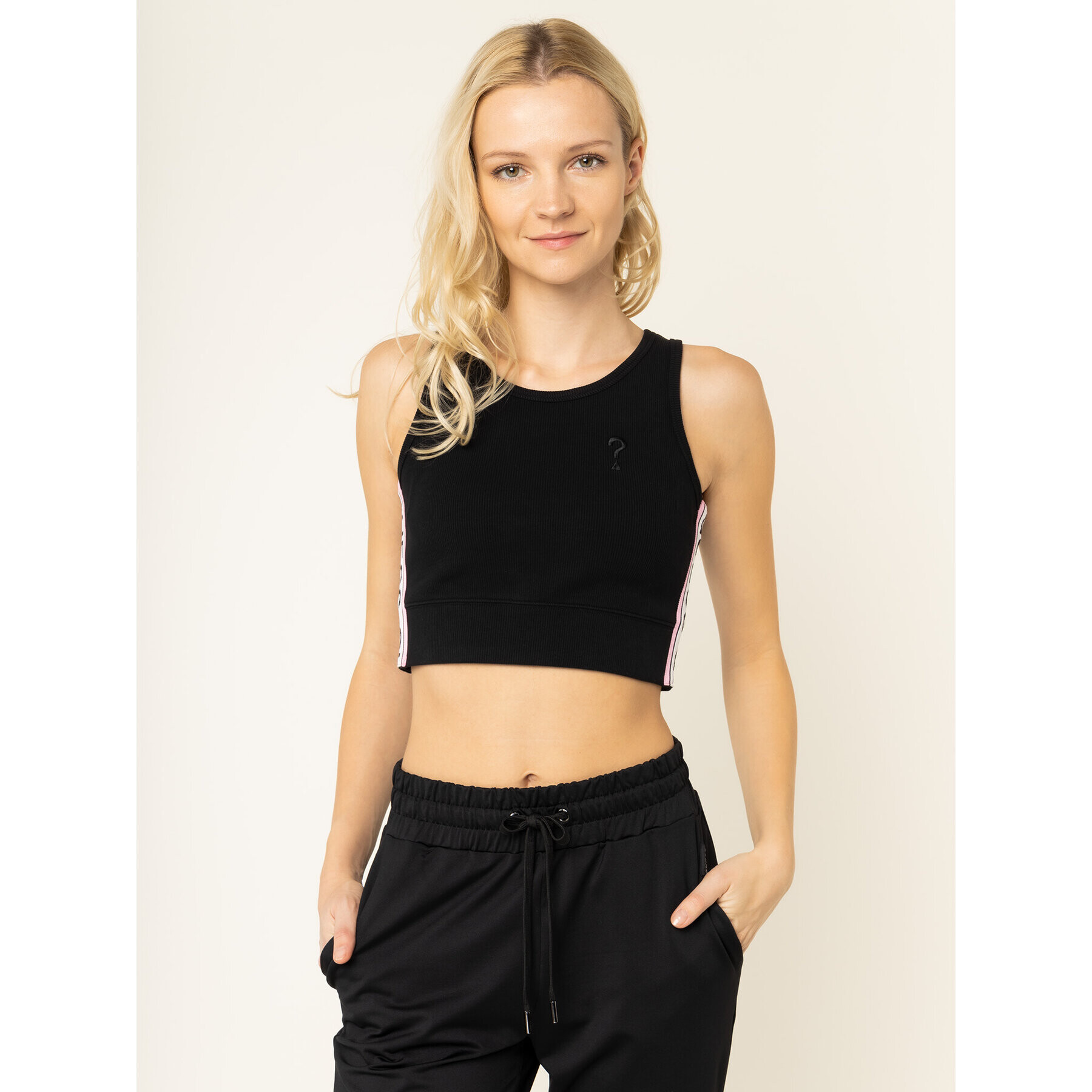 Guess Топ Linda W01P96 K9JE0 Черен Slim Fit - Pepit.bg