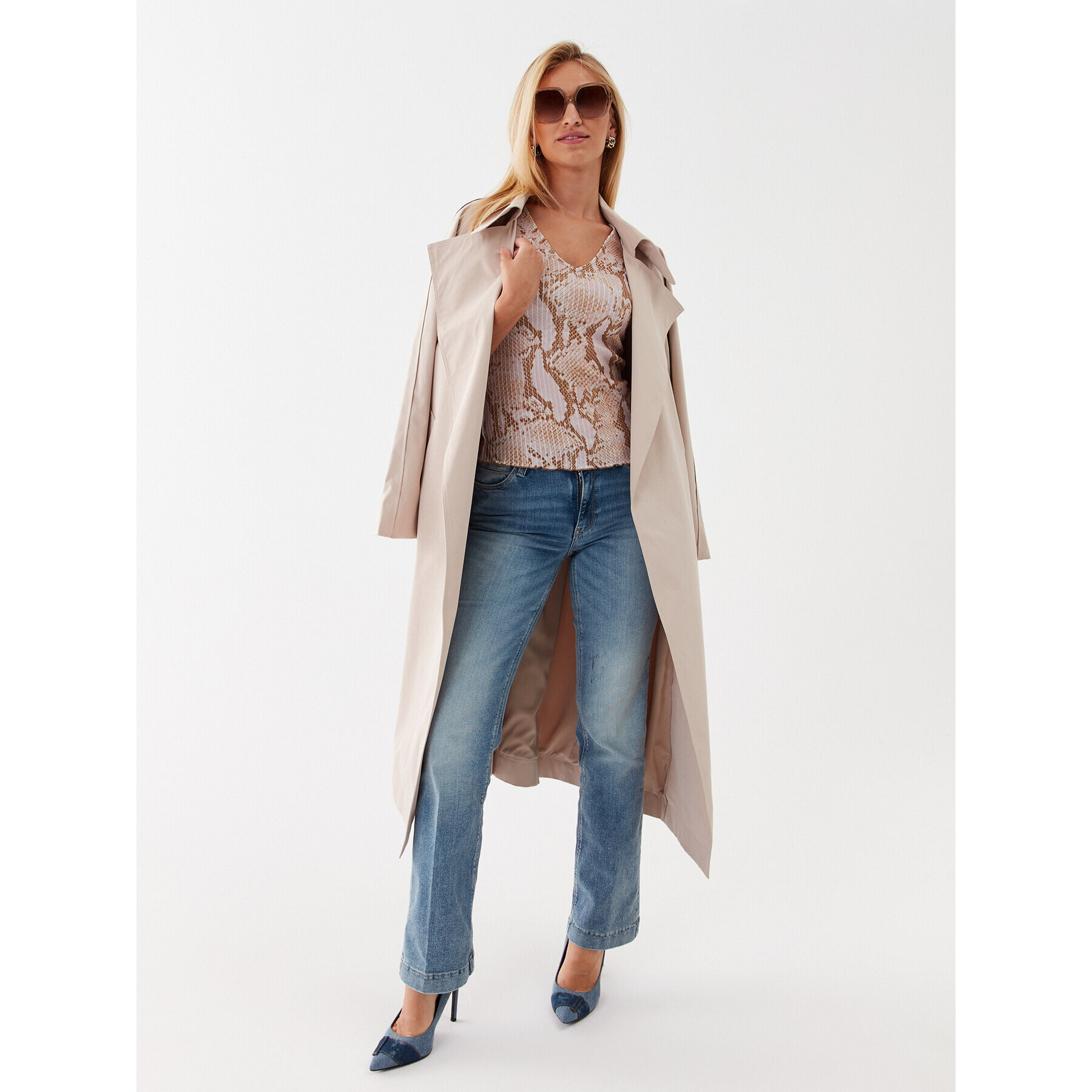 Guess топ Sabrina W3YP35 KB7I2 Бежов Regular Fit - Pepit.bg